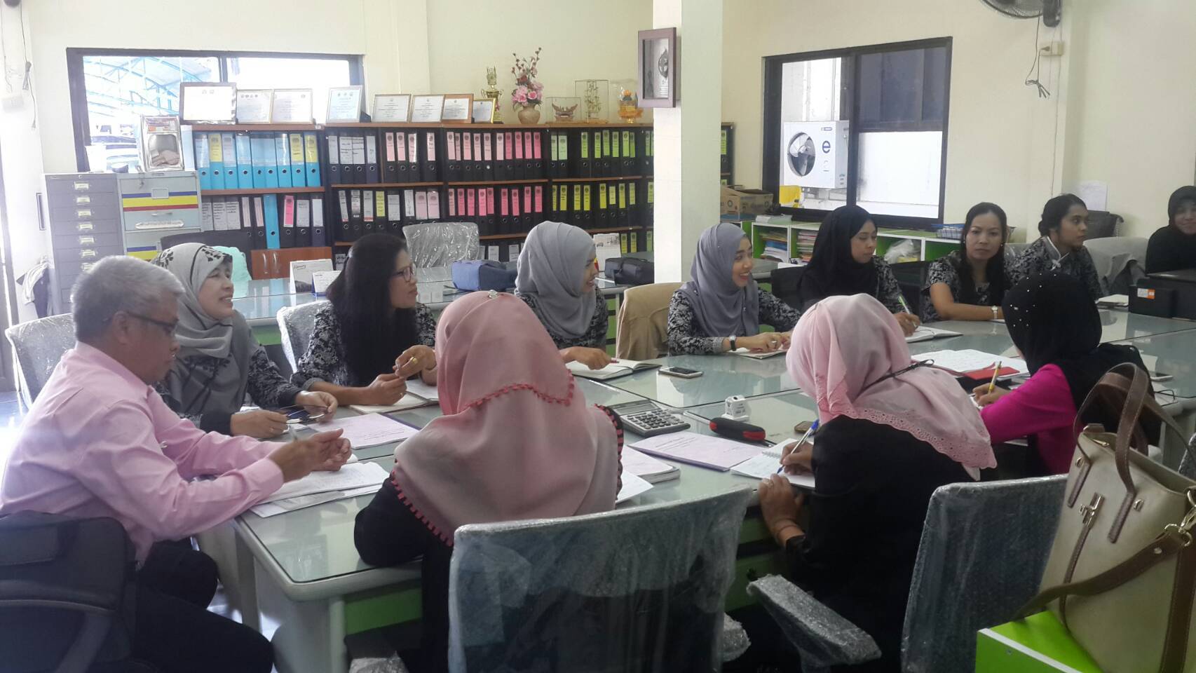 พช. ปัตตานี ติดตามและนิเทศงานพัฒนาชุมชนฯ ณ อ.ยะหริ่ง และอ.ปะนาเระ