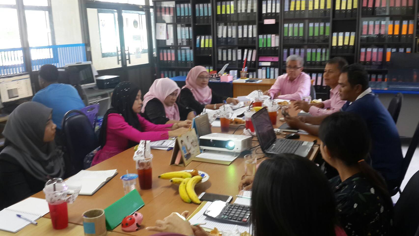 พช. ปัตตานี ติดตามและนิเทศงานพัฒนาชุมชนฯ ณ อ.ยะหริ่ง และอ.ปะนาเระ