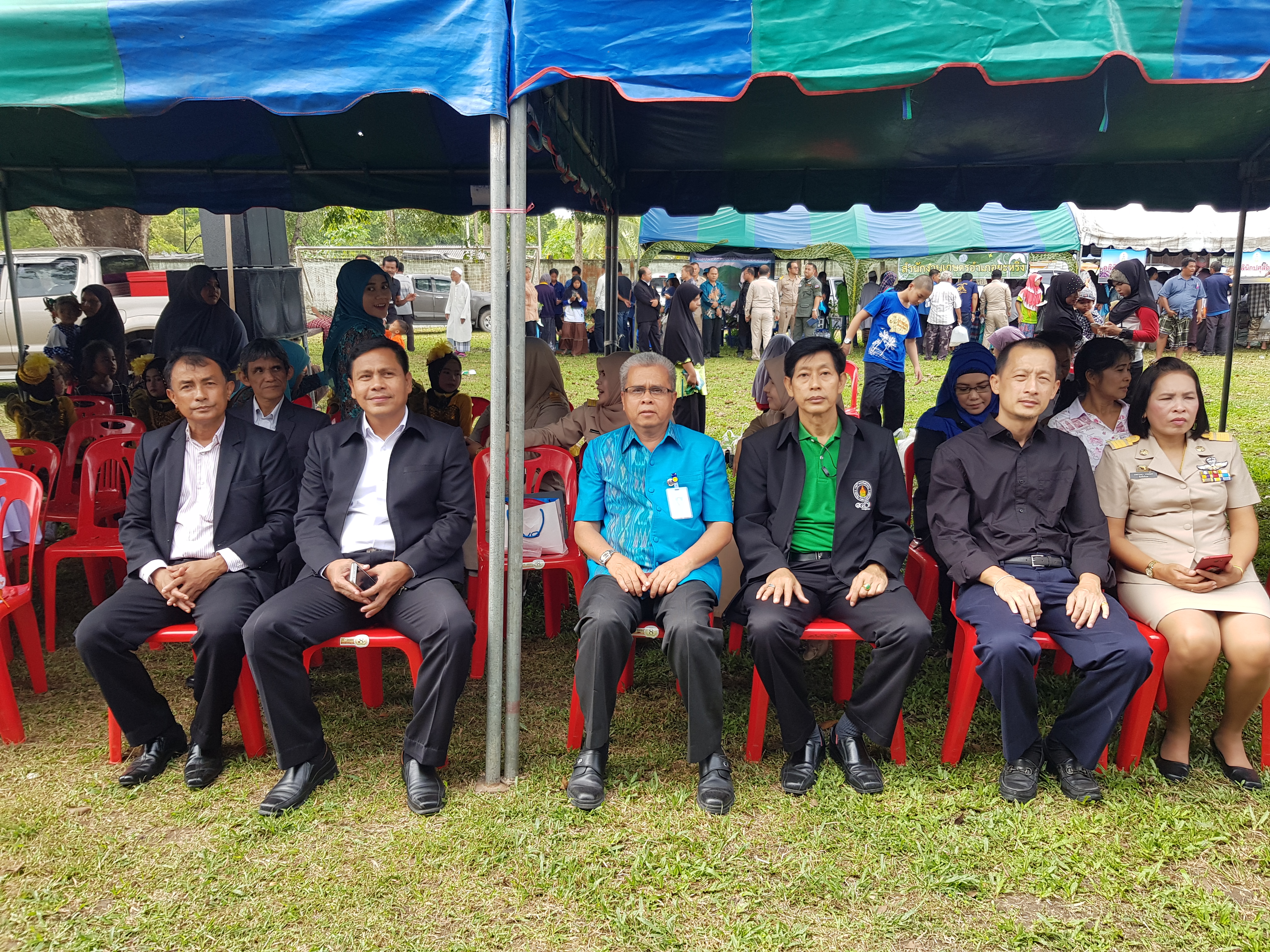 สพจ.ปน.ร่วมกับ สพอ.ยะหริ่ง ร่วมกิจกรรมโครงการจังหวัดเคลื่อนที่อำเภอยะหริ่ง จังหวัดปัตตานี 