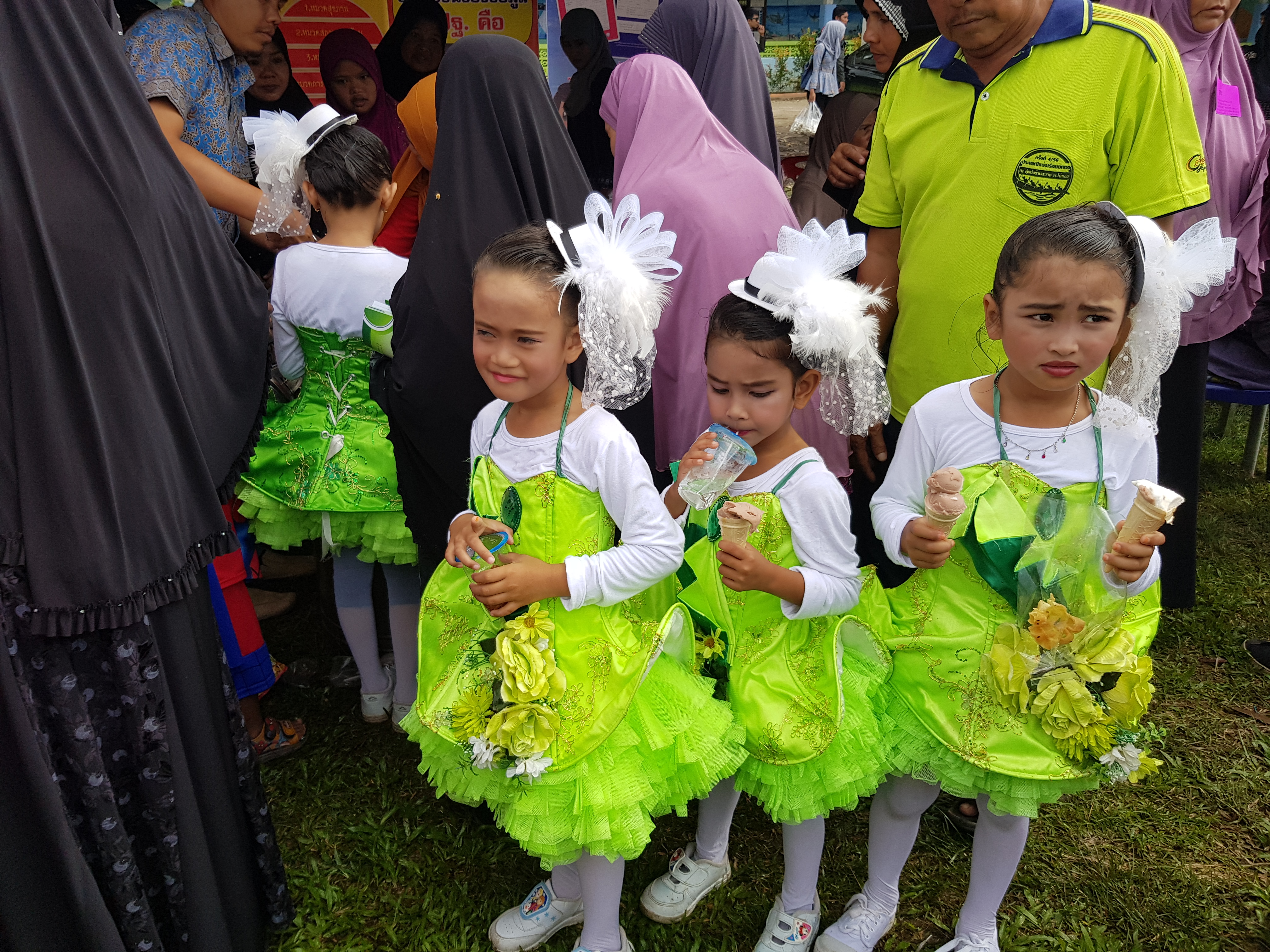 สพจ.ปน.ร่วมกับ สพอ.ยะหริ่ง ร่วมกิจกรรมโครงการจังหวัดเคลื่อนที่อำเภอยะหริ่ง จังหวัดปัตตานี 