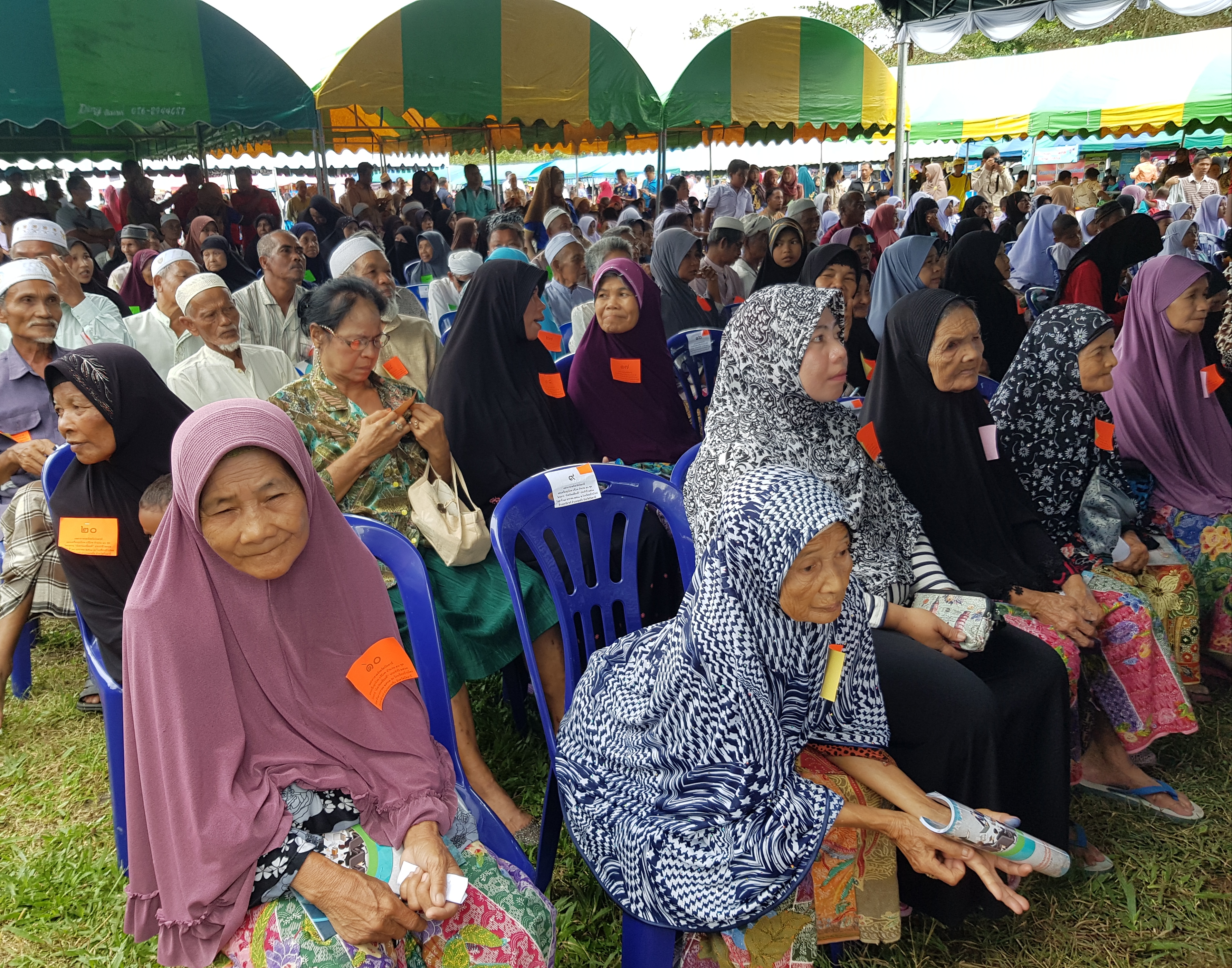 สพจ.ปน.ร่วมกับ สพอ.ยะหริ่ง ร่วมกิจกรรมโครงการจังหวัดเคลื่อนที่อำเภอยะหริ่ง จังหวัดปัตตานี 