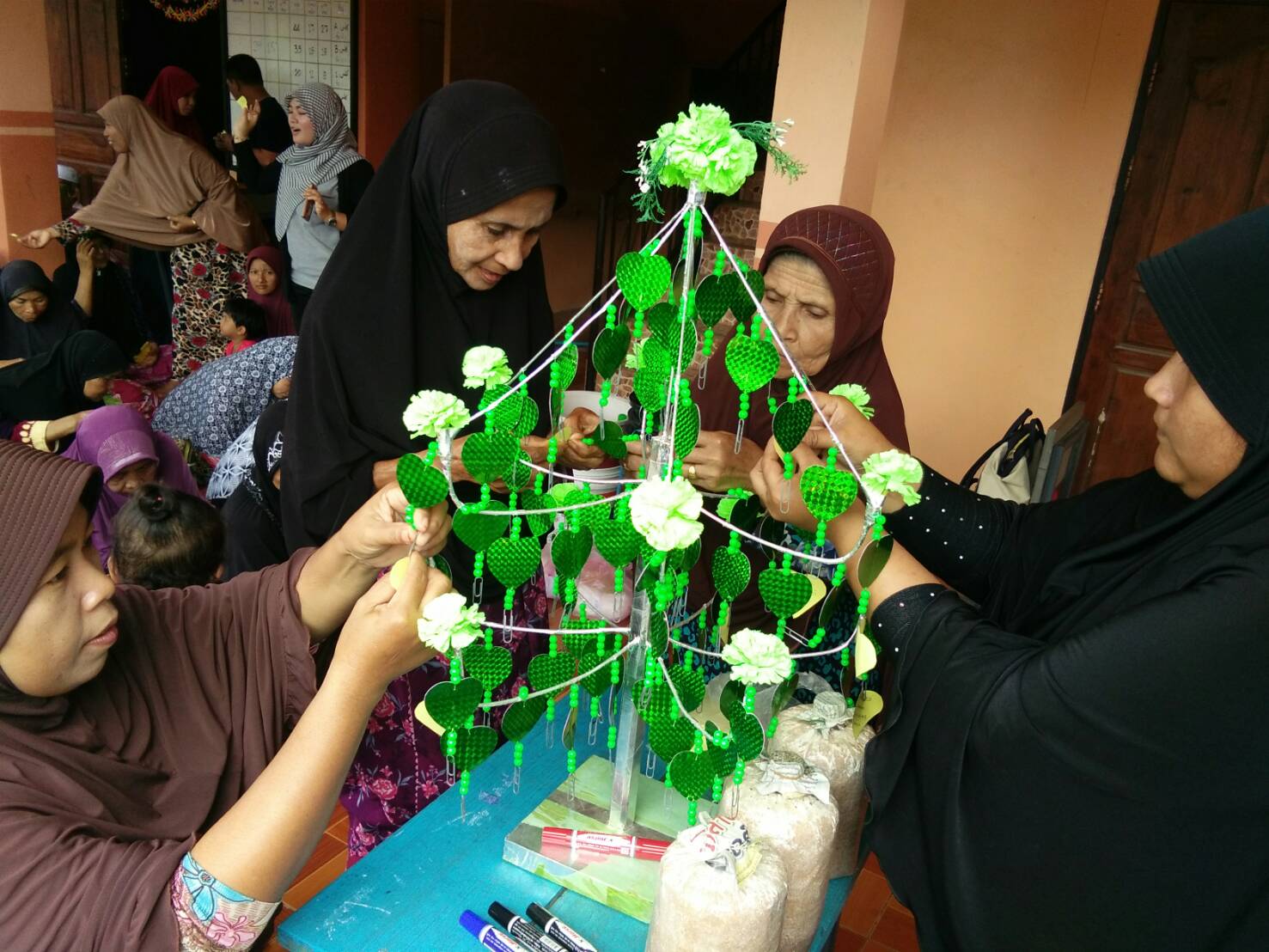 พัฒนากรประจำตำบลกะมิยอจัดกิจกรรมเวทีประชาคมตั้งปณิธานและสัญญาประชาคม (civil society)