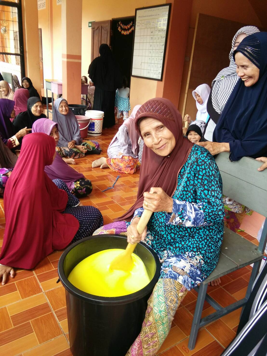 พัฒนากรประจำตำบลกะมิยอจัดกิจกรรมเวทีประชาคมตั้งปณิธานและสัญญาประชาคม (civil society)