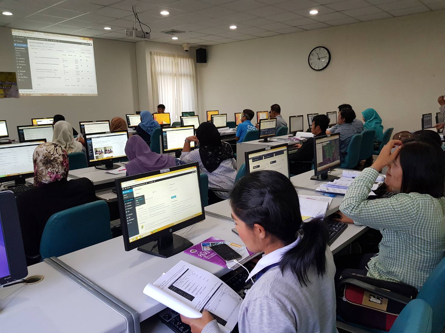 สำนักงานพัฒนาชุมชนจังหวัดปัตตานี จัดอบรมด้านการบริหารจัดการสารสนเทศฯ