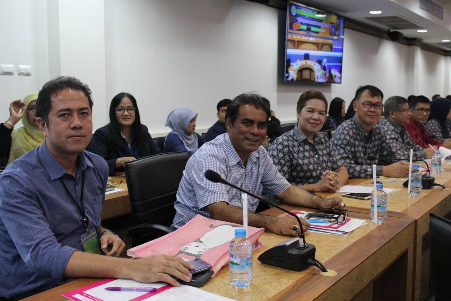 การประชุมแถลงข่าวขับเคลื่อนวาระปัตตานี “แก้ไขปัญหาความยากจนและช่วยเหลือผู้ด้อยโอกาส”