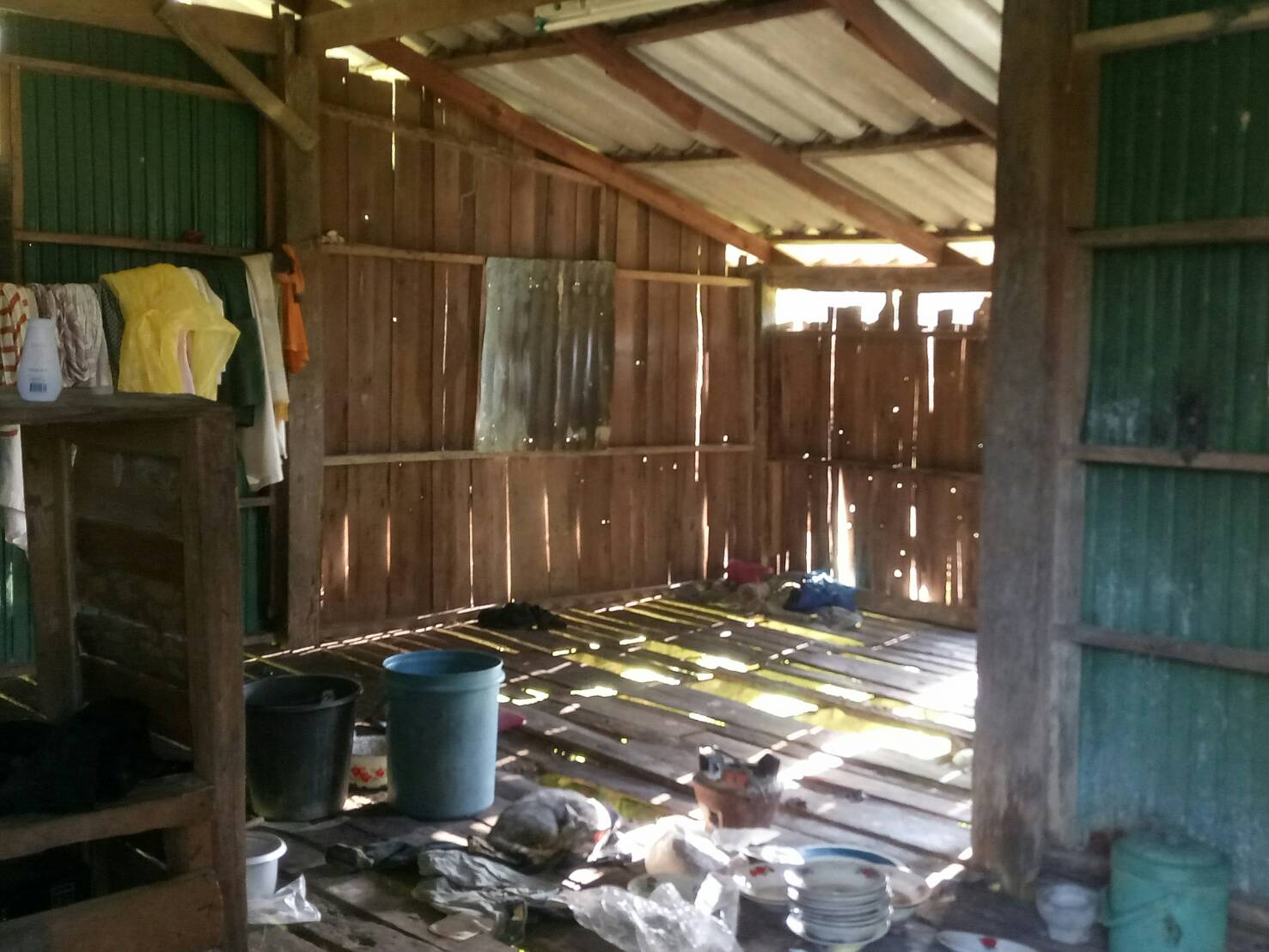 พัฒนากร ต.มะนังดาลำ อ.สายบุรี ปัตตานี เยี่ยมเยียนครัวเรือนที่ตกเกณฑ์ จปฐ.ปี 2560