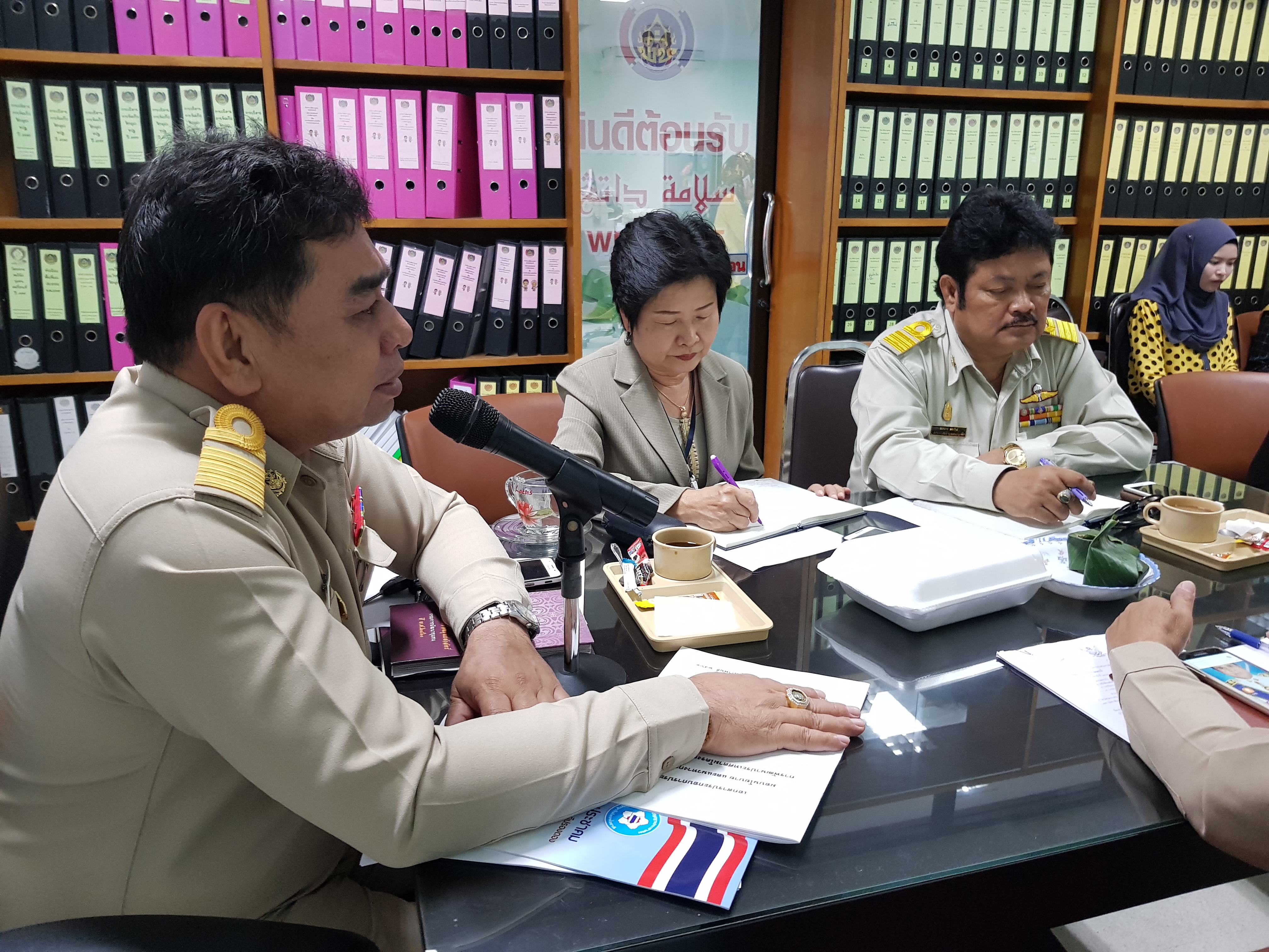 พช.ปัตตานีประชุมมอร์นิ่งบรีฟของทุกสัปดาห์