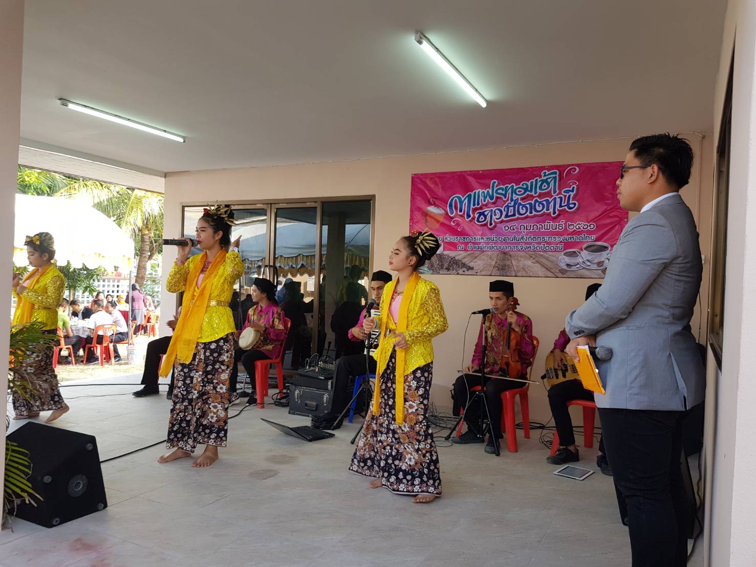 พช.ปัตตานี ร่วมกิจกรรมพบปะกาแฟยามเช้า