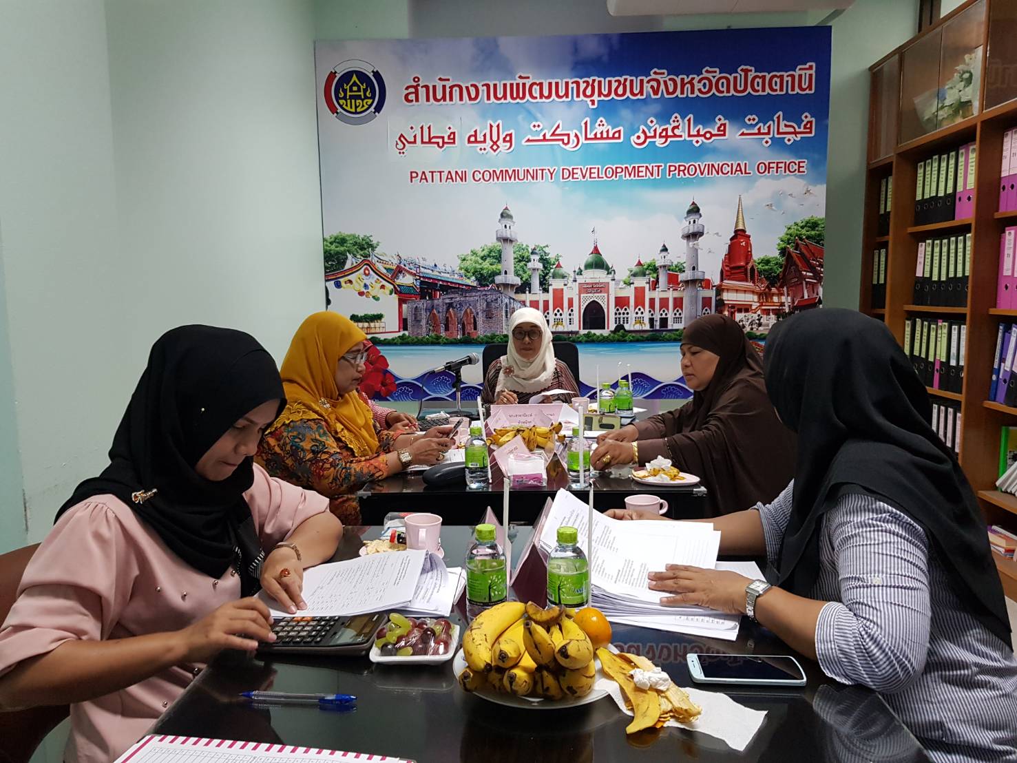พช.ปัตตานี ประชุมคณะทำงานขับเคลื่อนกองทุนพัฒนาบทบาทสตรีจังหวัด