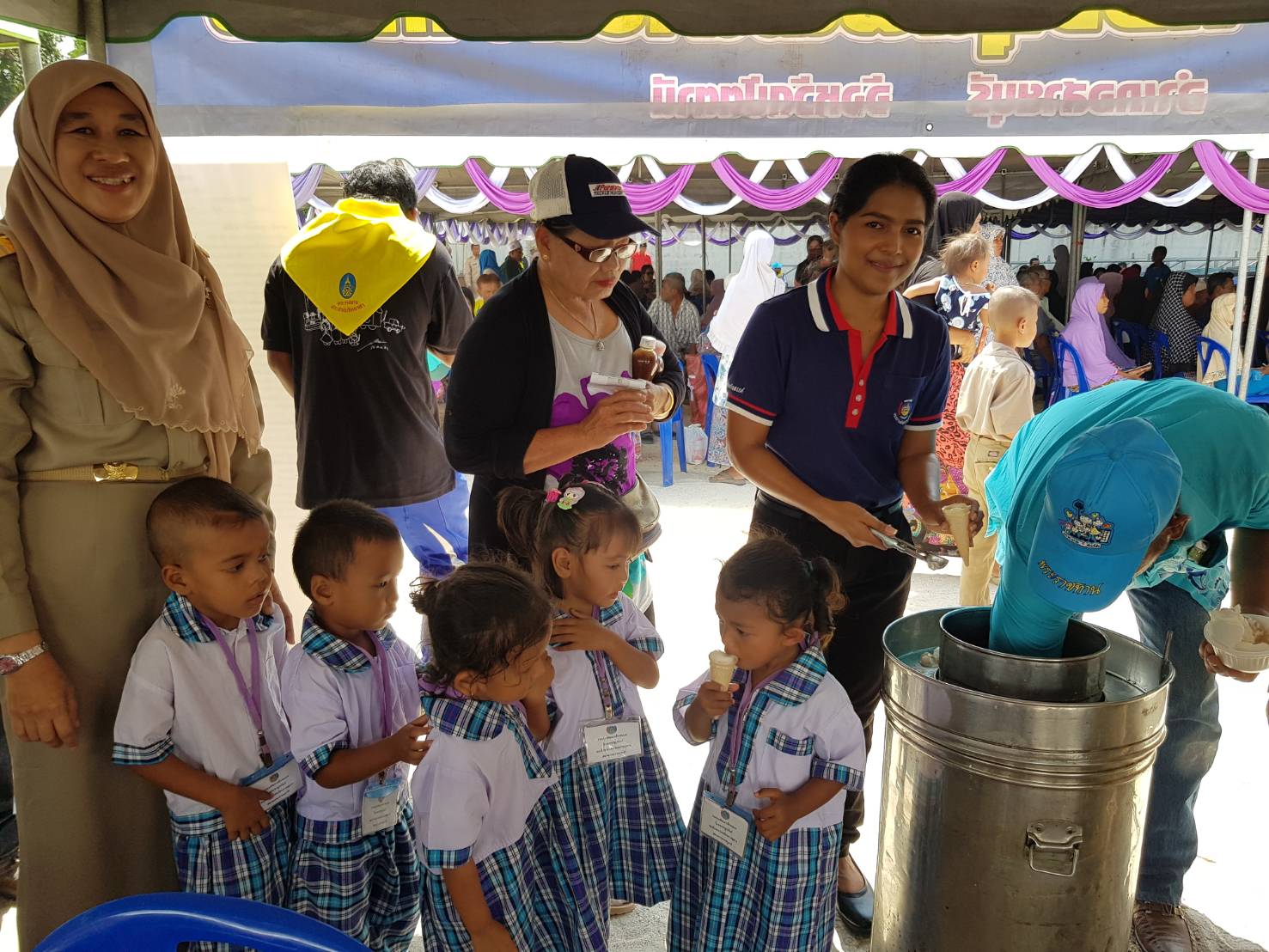 พช.ปัตตานี ร่วมกิจกรรมโครงการจังหวัดเคลื่อนที่ ณ อำเภอสายบุรี จังหวัดปัตตานี