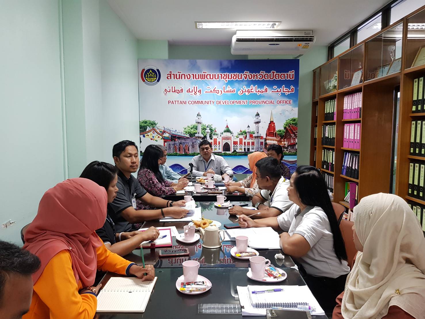 รับฟังการประชุมกรมการพัฒนาชุมชน ครั้งที่ 2/2561 ผ่านระบบคอนเฟอร์เรนซ์