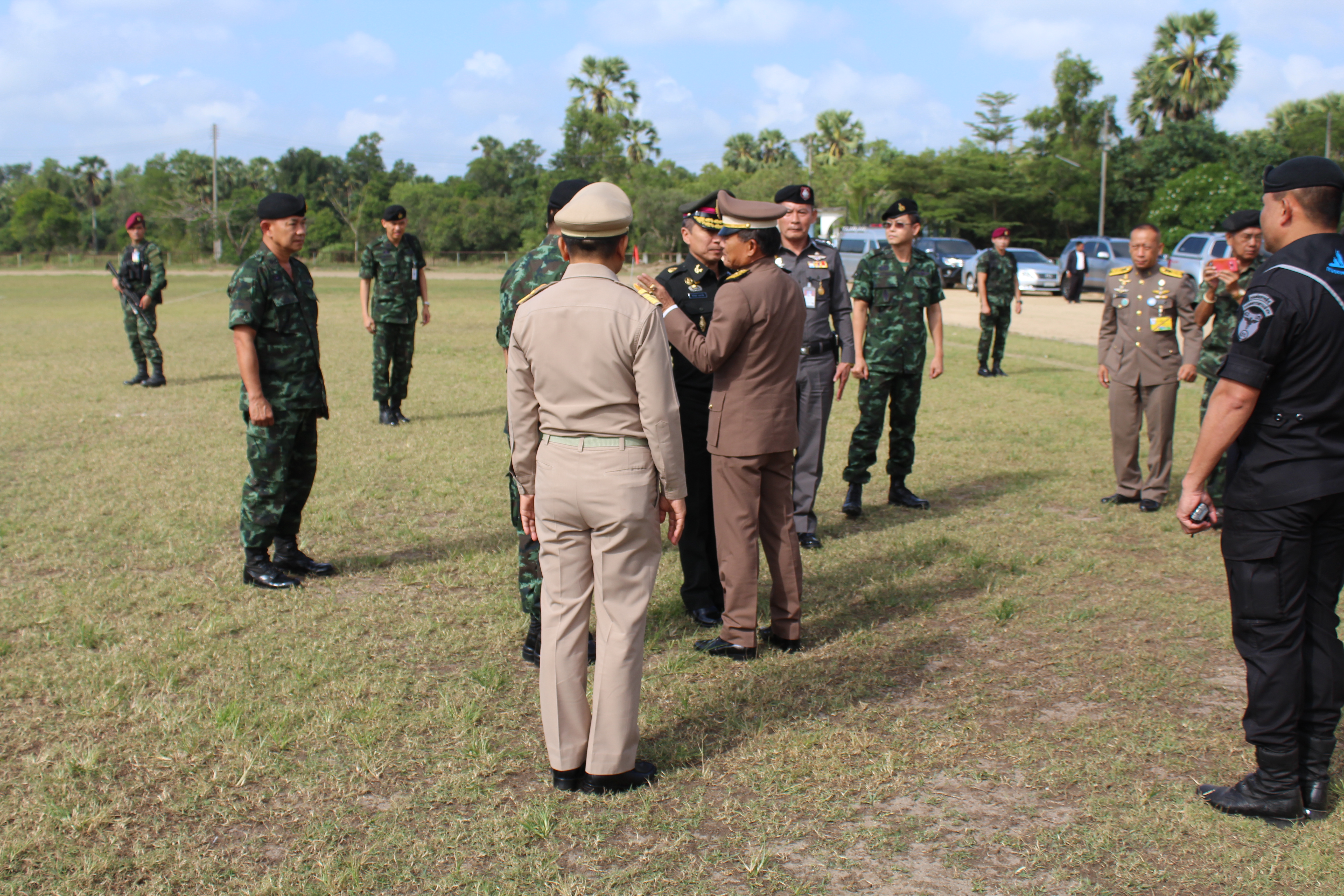 จังหวัดปัตตานี ร่วมต้อนรับ พลเอกไพบูลย์ คุ้มฉายา องคมนตรี ในโอกาสมาปฏิบัติภารกิจในพื้นที่ จังหวัดปัตตานี