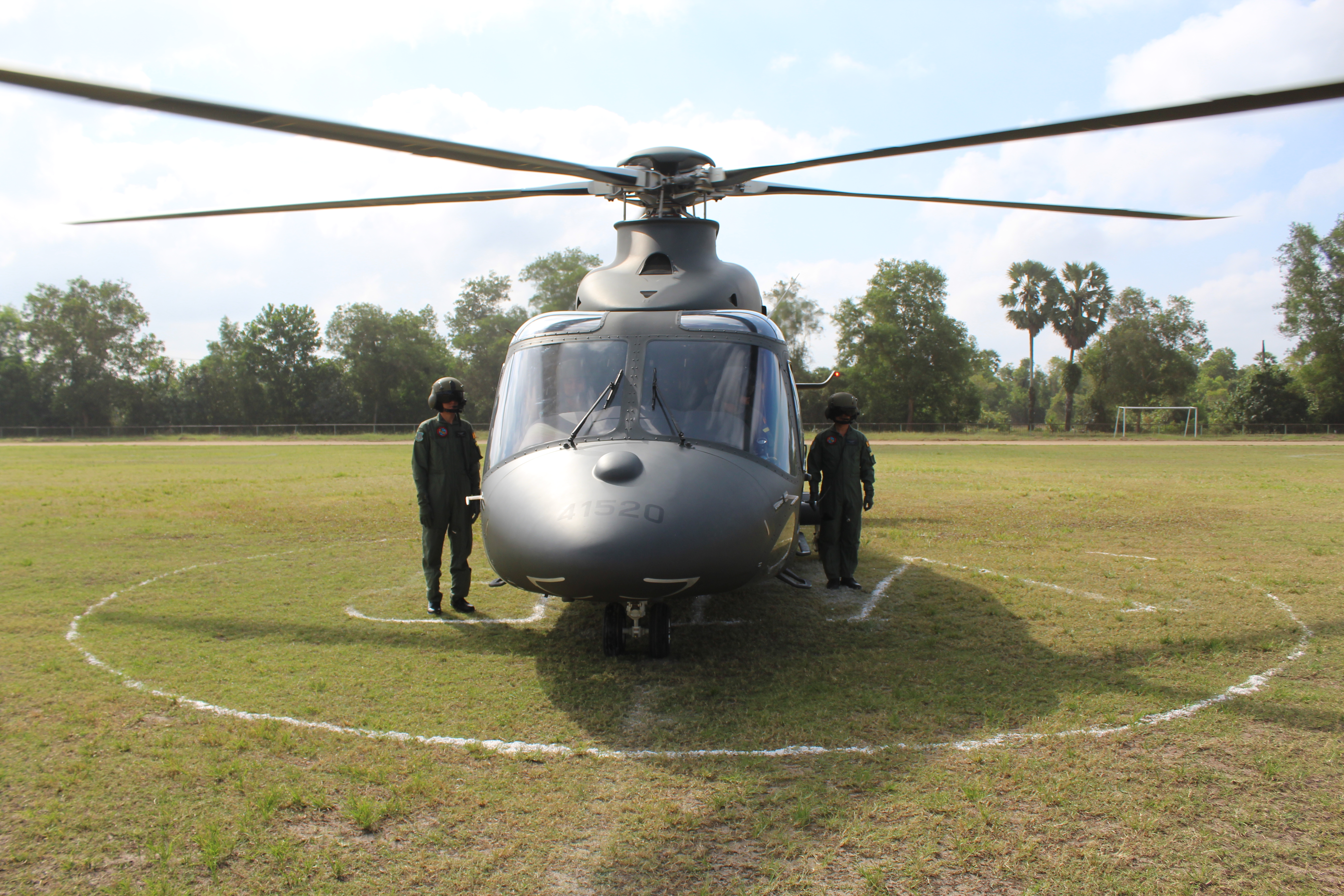 จังหวัดปัตตานี ร่วมต้อนรับ พลเอกไพบูลย์ คุ้มฉายา องคมนตรี ในโอกาสมาปฏิบัติภารกิจในพื้นที่ จังหวัดปัตตานี