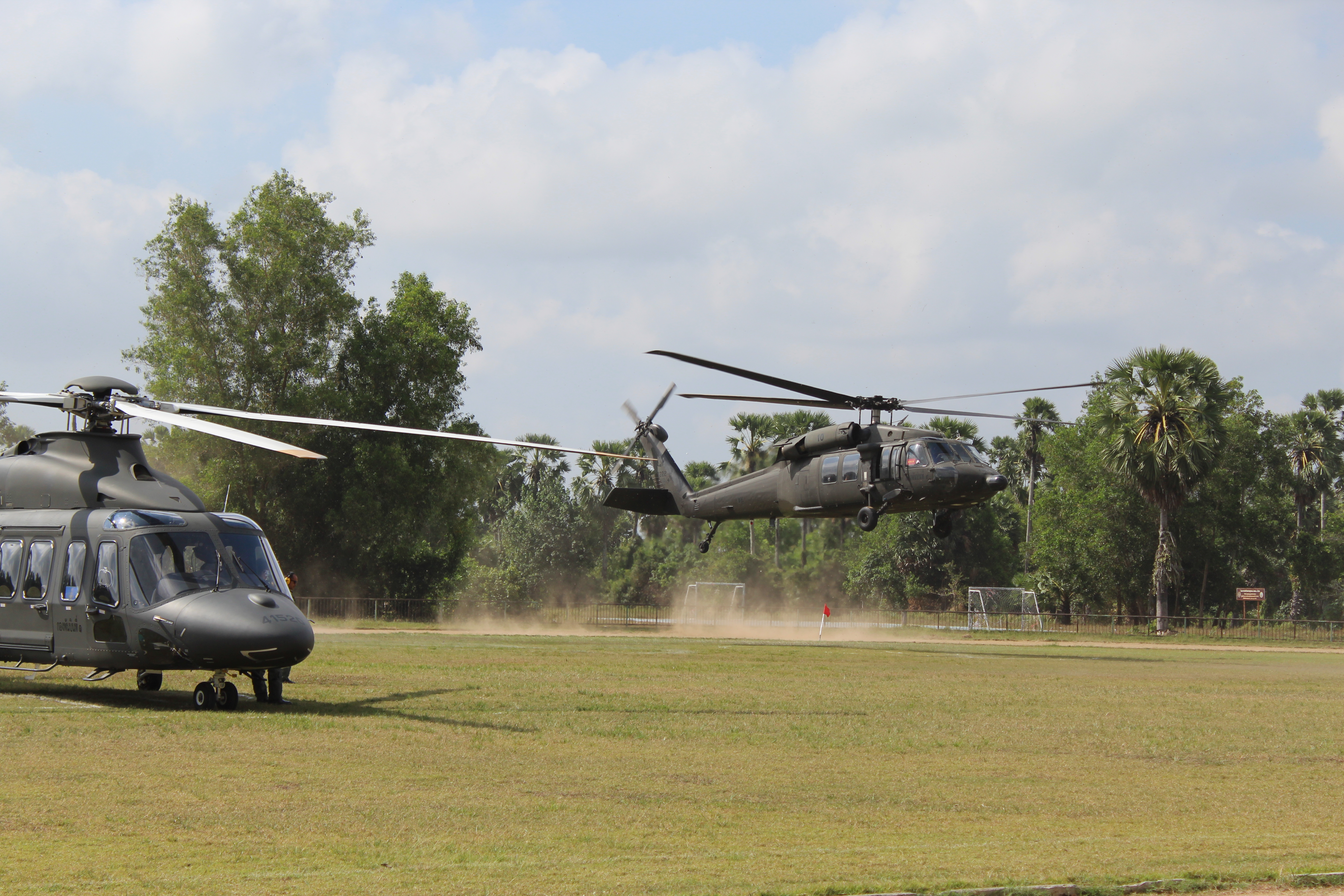 จังหวัดปัตตานี ร่วมต้อนรับ พลเอกไพบูลย์ คุ้มฉายา องคมนตรี ในโอกาสมาปฏิบัติภารกิจในพื้นที่ จังหวัดปัตตานี