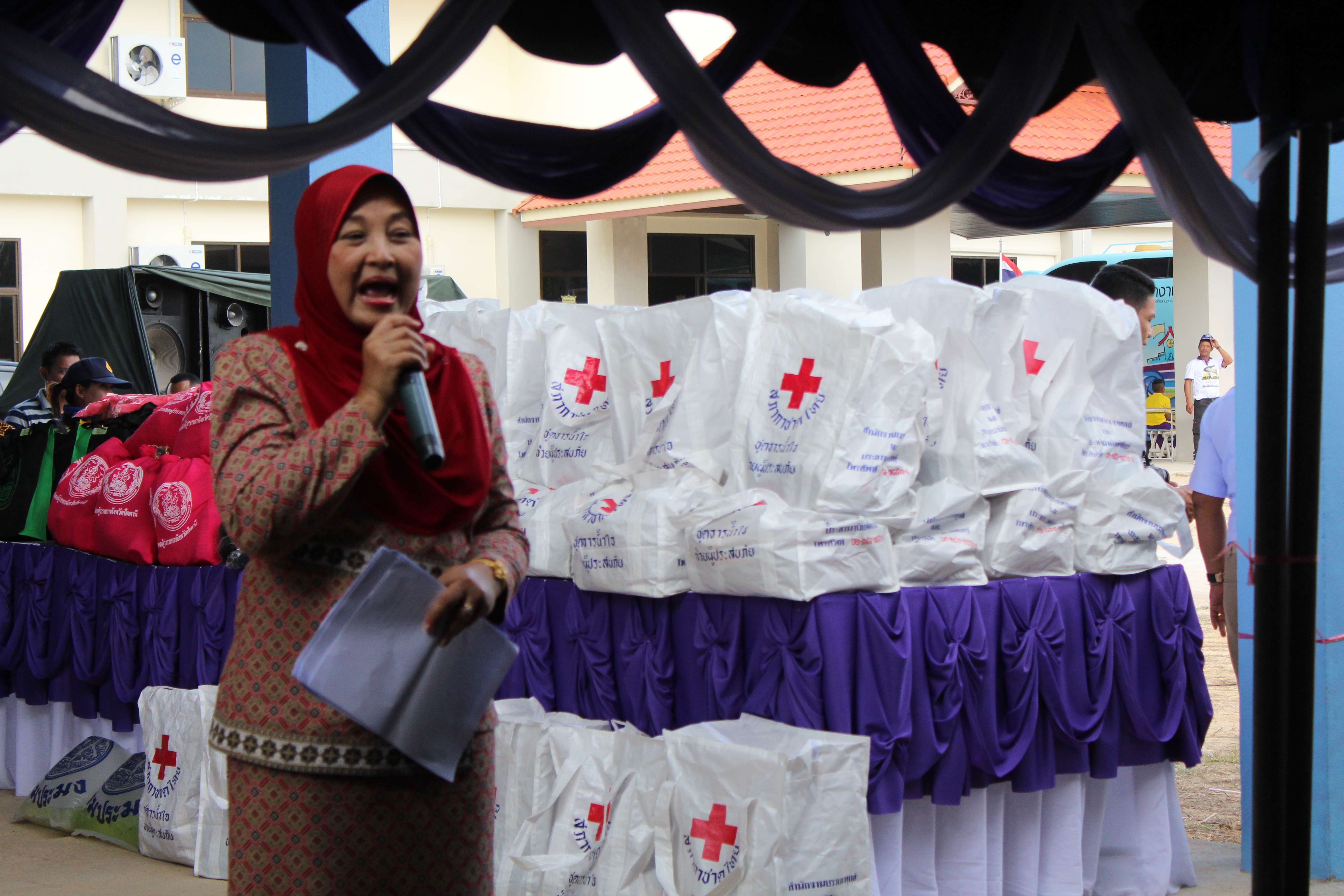 พช.ปัตตานี ร่วมกิจกรรมโครงการจังหวัดเคลื่อนที่ ณ อำเภอสายบุรี จังหวัดปัตตานี