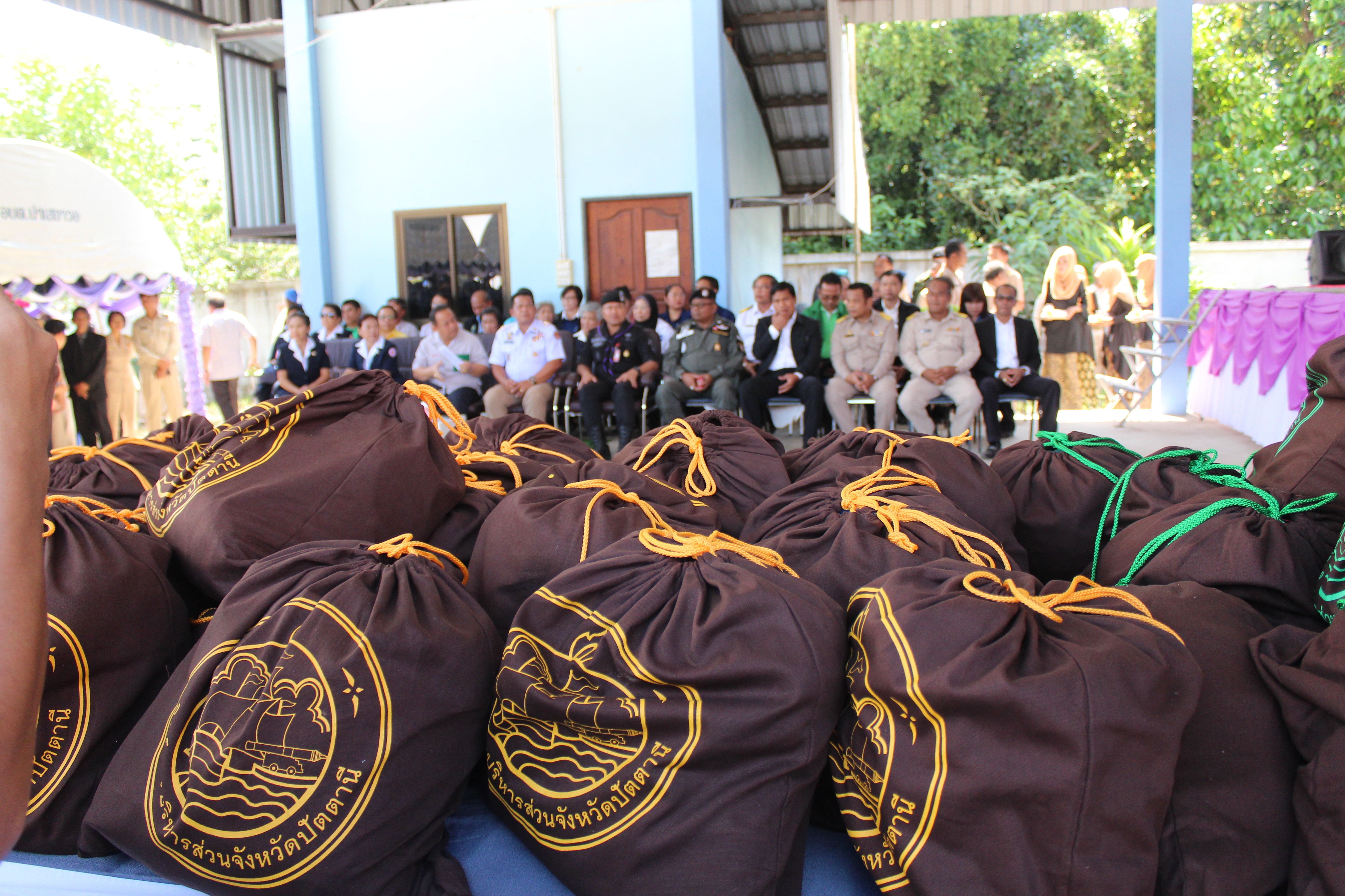 พช.ปัตตานี ร่วมกิจกรรมโครงการจังหวัดเคลื่อนที่ ณ อำเภอสายบุรี จังหวัดปัตตานี