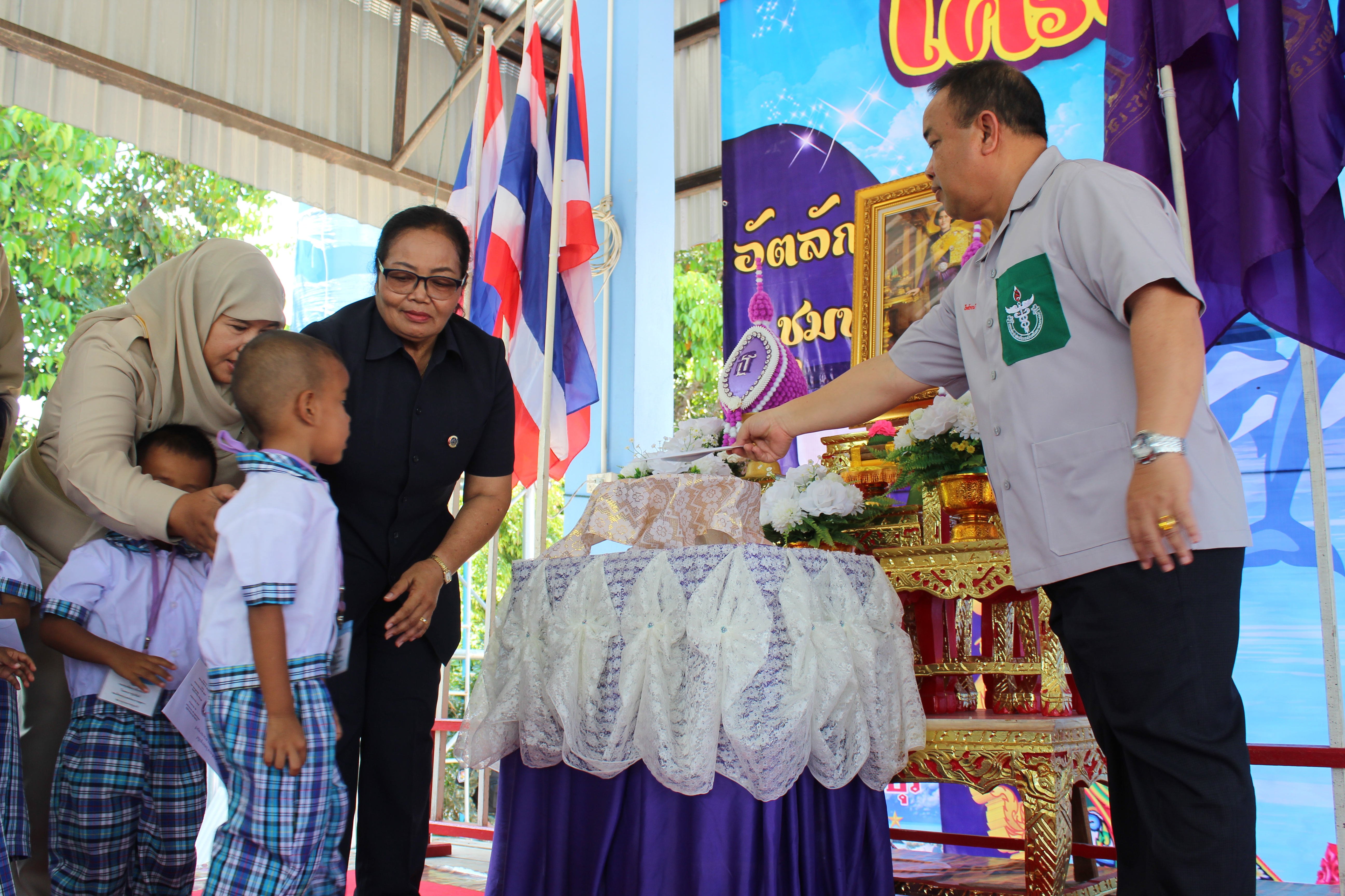 พช.ปัตตานี ร่วมกิจกรรมโครงการจังหวัดเคลื่อนที่ ณ อำเภอสายบุรี จังหวัดปัตตานี