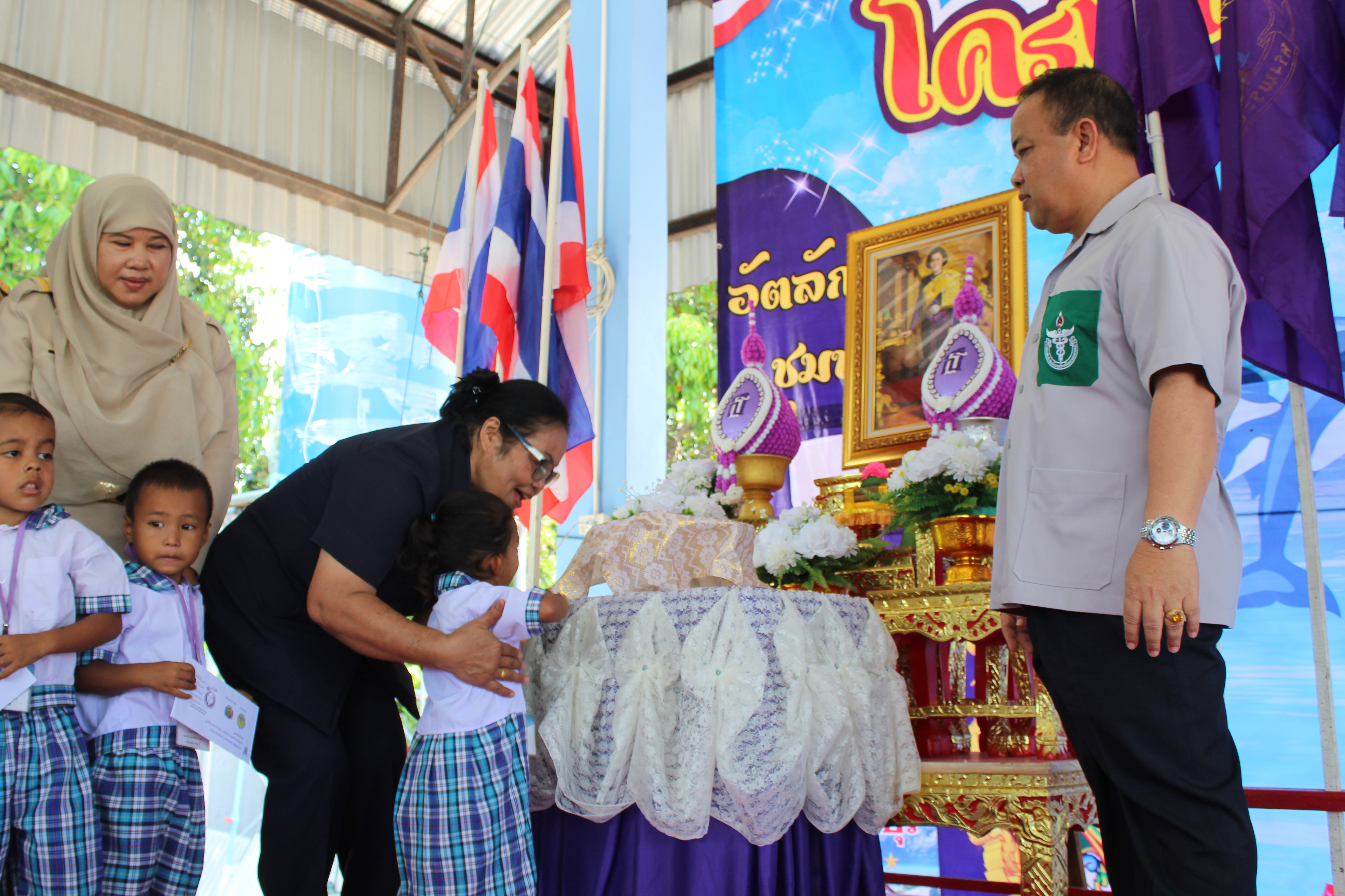 พช.ปัตตานี ร่วมกิจกรรมโครงการจังหวัดเคลื่อนที่ ณ อำเภอสายบุรี จังหวัดปัตตานี