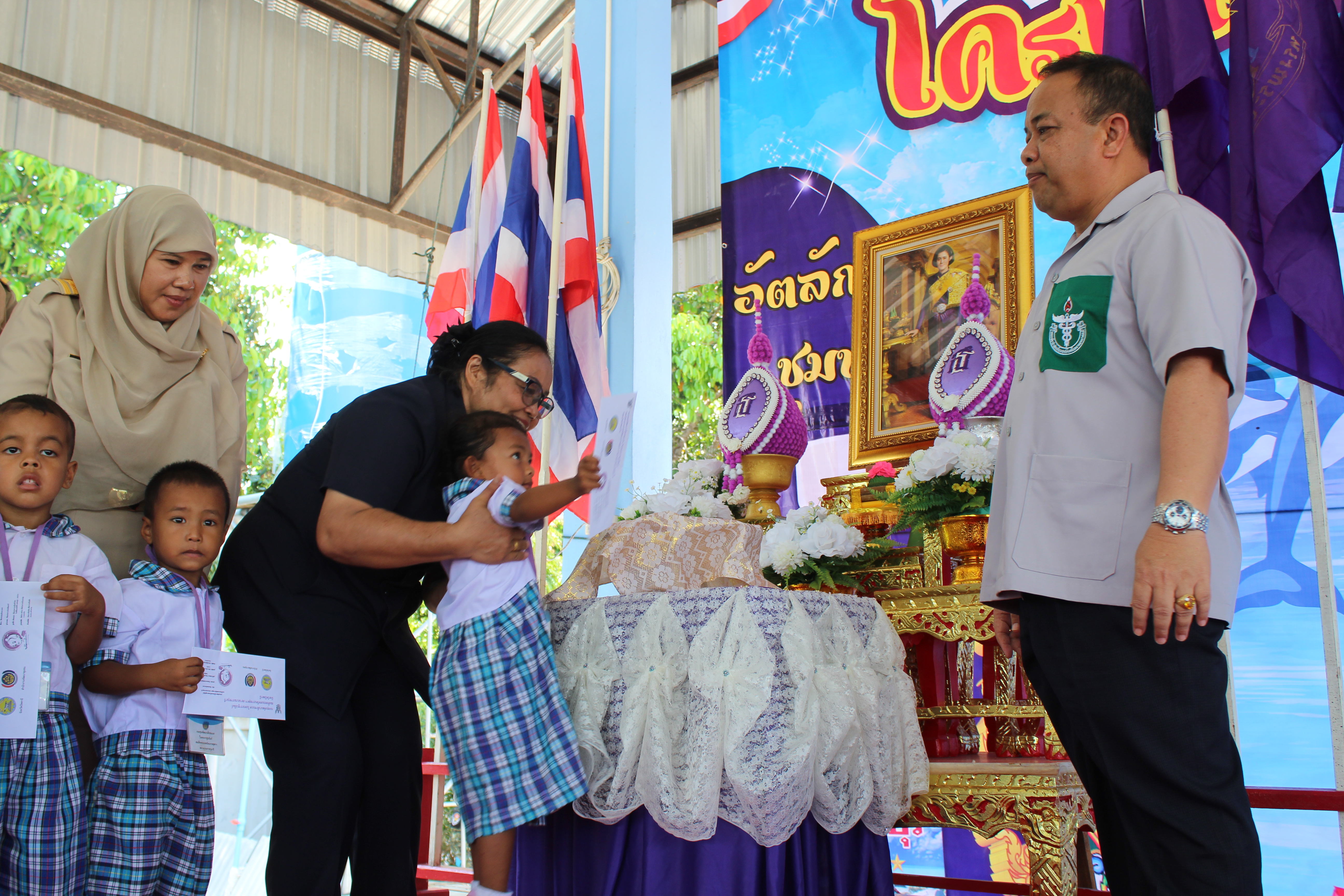 พช.ปัตตานี ร่วมกิจกรรมโครงการจังหวัดเคลื่อนที่ ณ อำเภอสายบุรี จังหวัดปัตตานี