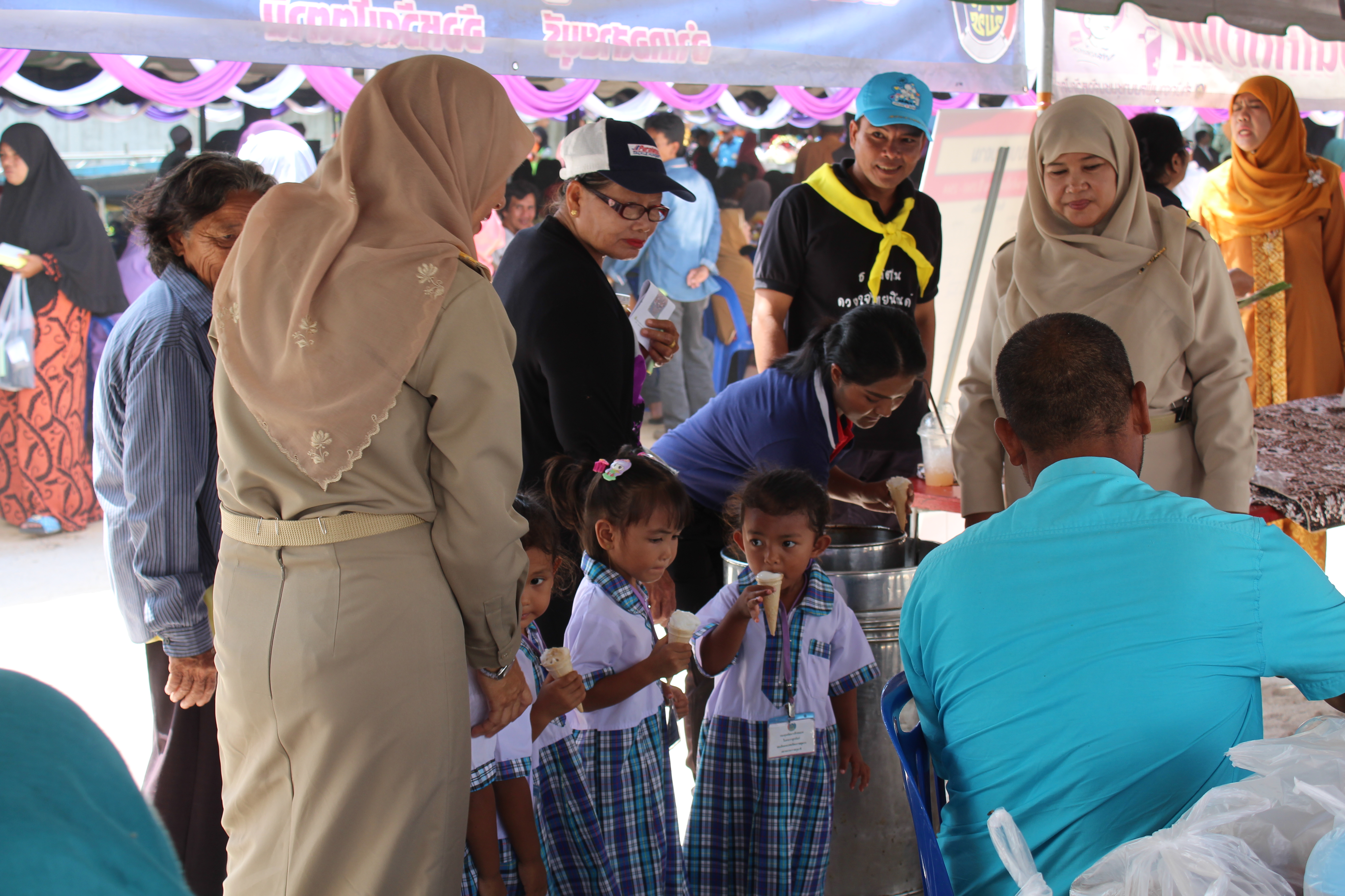 พช.ปัตตานี ร่วมกิจกรรมโครงการจังหวัดเคลื่อนที่ ณ อำเภอสายบุรี จังหวัดปัตตานี