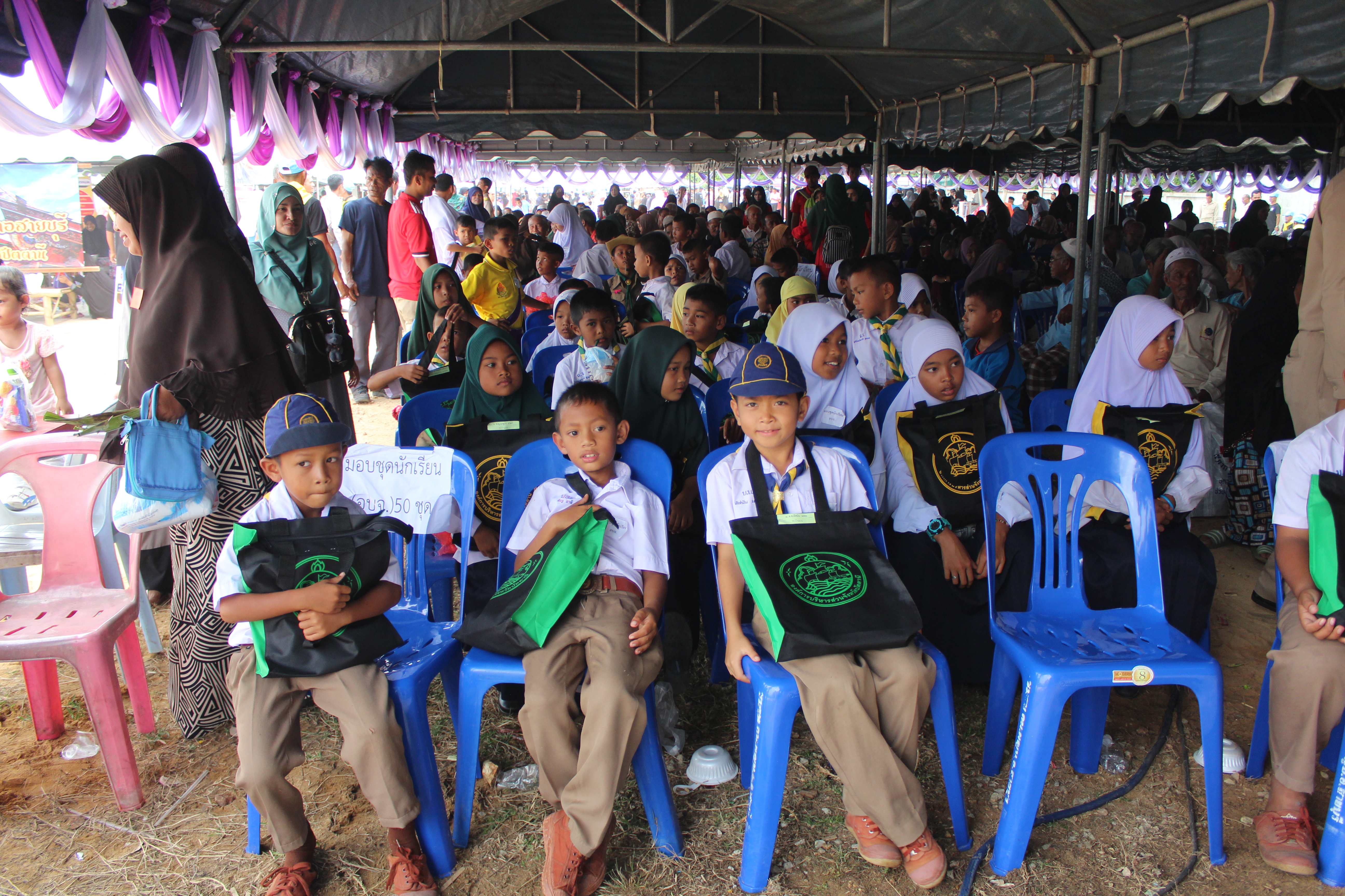 พช.ปัตตานี ร่วมกิจกรรมโครงการจังหวัดเคลื่อนที่ ณ อำเภอสายบุรี จังหวัดปัตตานี