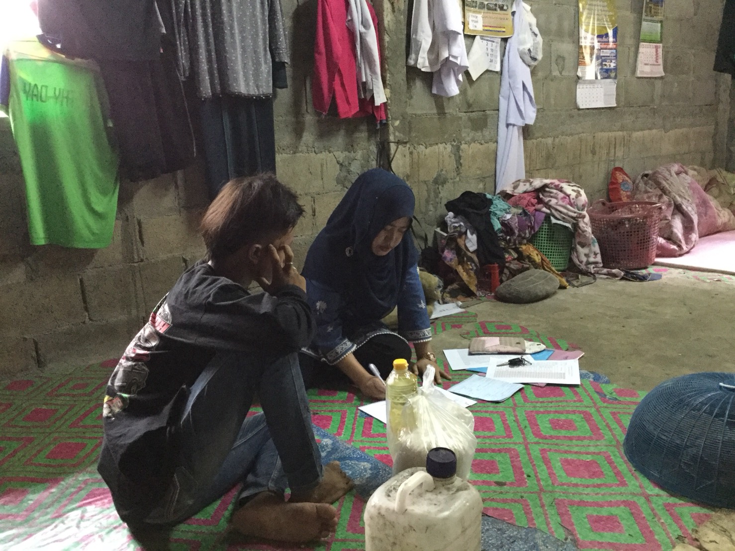 พช.ปัตตานี โดย สพอ.ยะรัง ลงพื้นที่ ณ ตำบลยะรัง เยี่ยมเยียนครัวเรือนตกเกณฑ์ จปฐ. ปี 2560