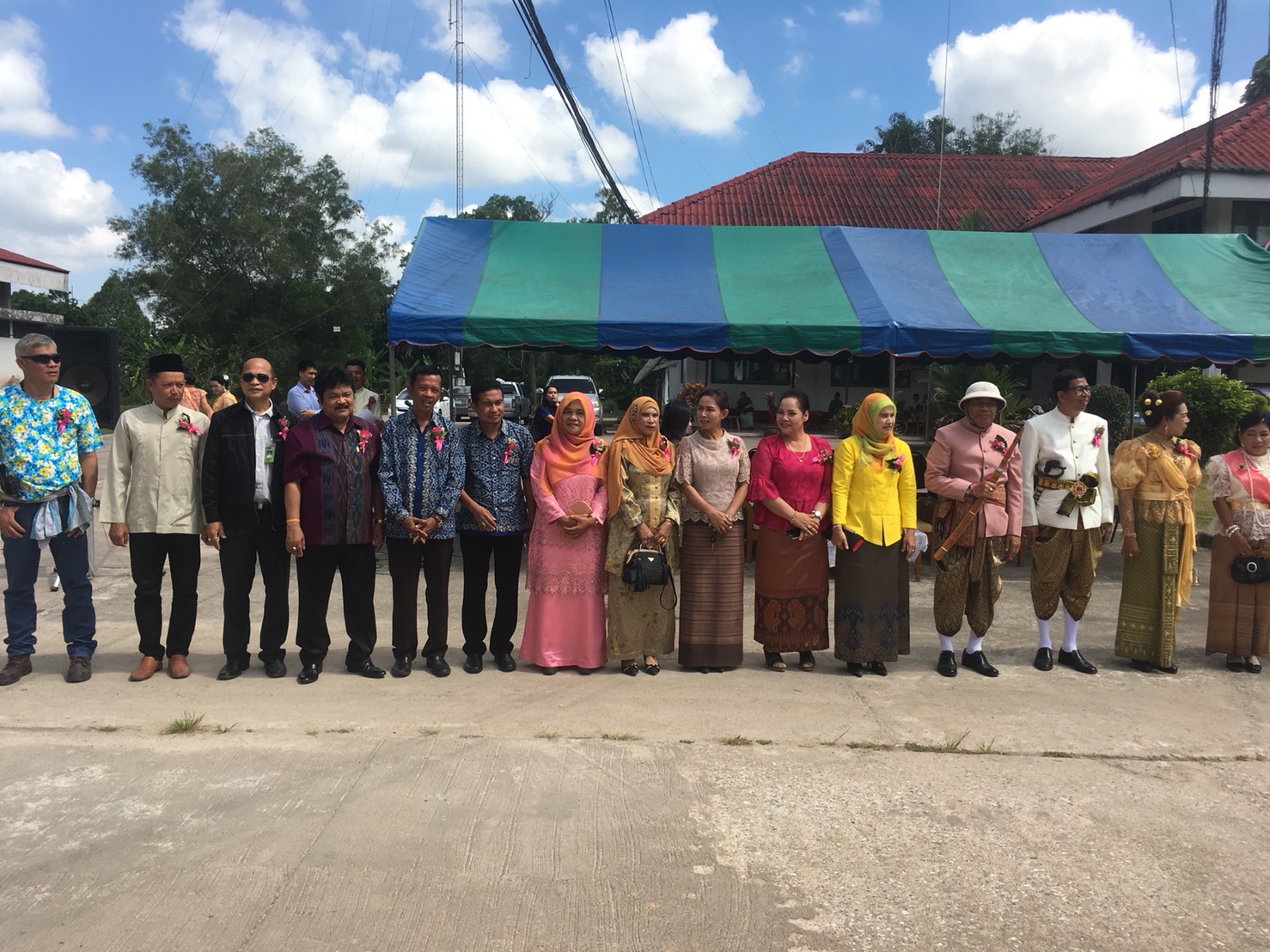 พช.ปัตตานี ร่วมงานกิจกรรมสตรีสากล ณ อำเภอแม่ลาน