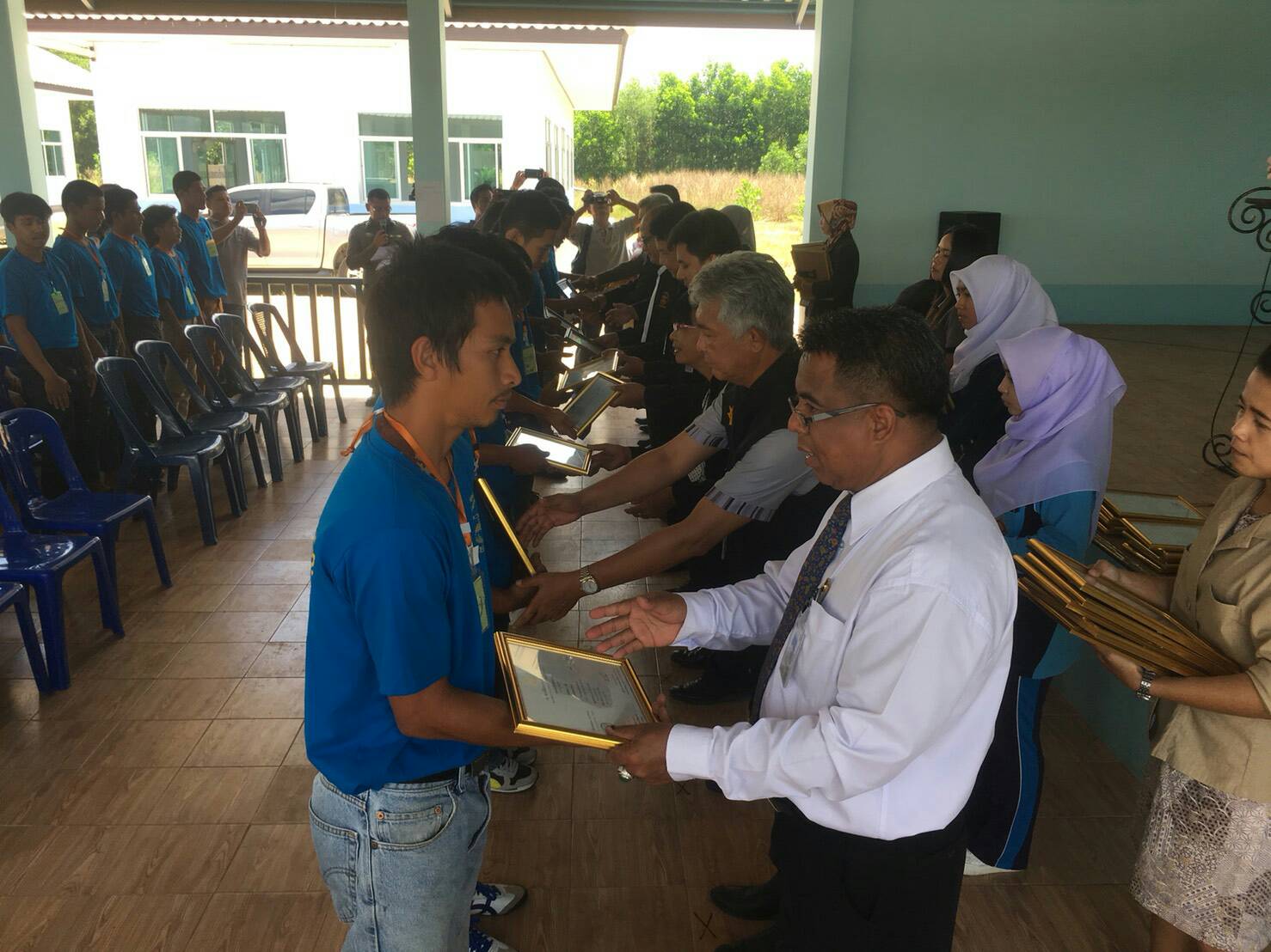 พช.ปัตตานี ร่วมโครงการพัฒนาคุณภาพชีวิตผู้ผ่านการบำบัดรักษาและพื้นฟูสมรรถภาพผู้ติดยาเสพติดในจังหวัดชายแดนภาคใต้