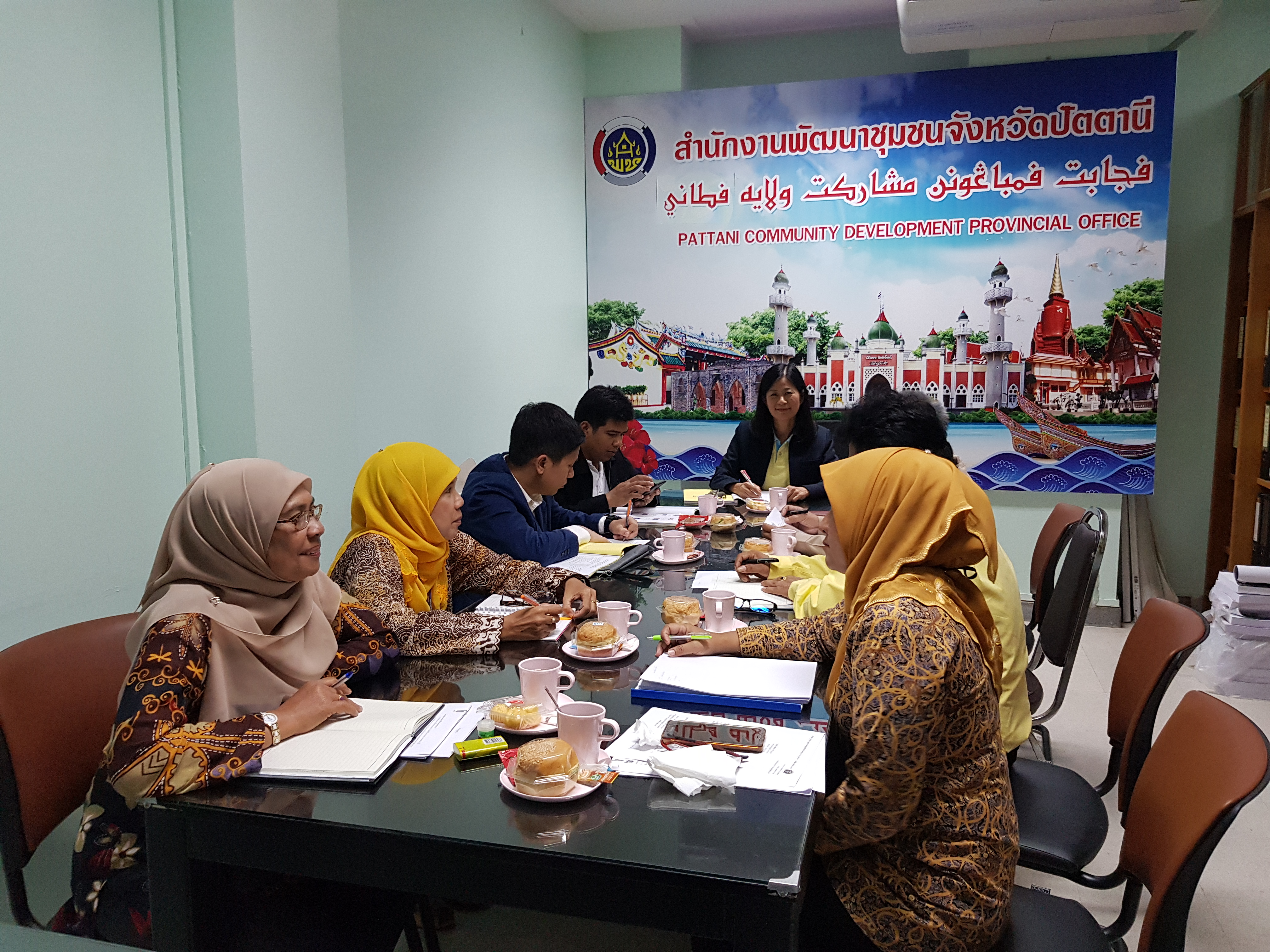 สพจ.ปัตตานี ร่วมต้อนรับ คณะติดตามจากสำนักเสริมสร้างความเข้มแข็งชุมชน กรมการพัฒนาชุมชน