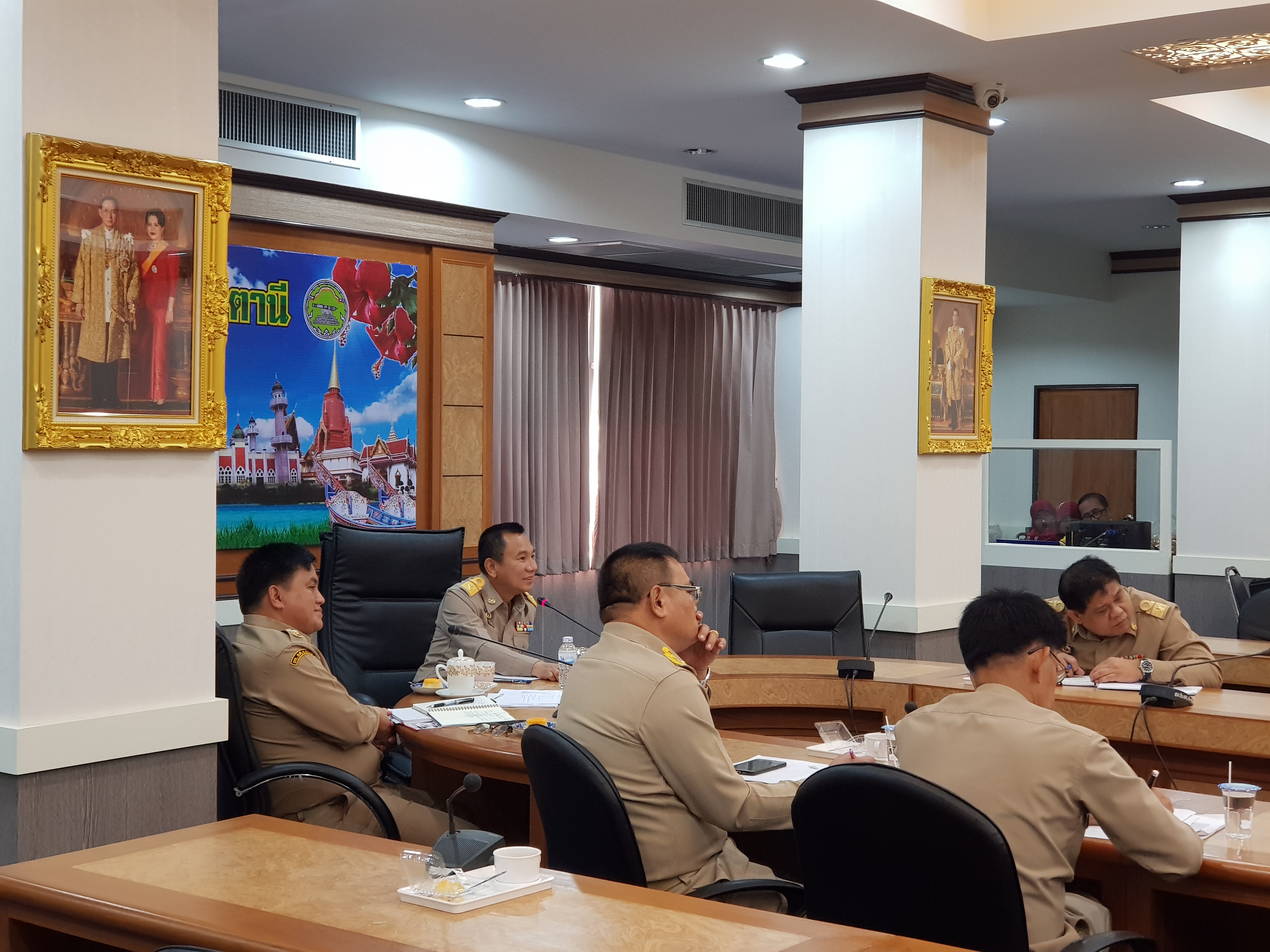 พช.ปัตตานี ประชุมเตรียมความพร้อมการจัดแสดงและจำหน่ายสินค้า OTOP และผลิตภัณฑ์ชุมชน