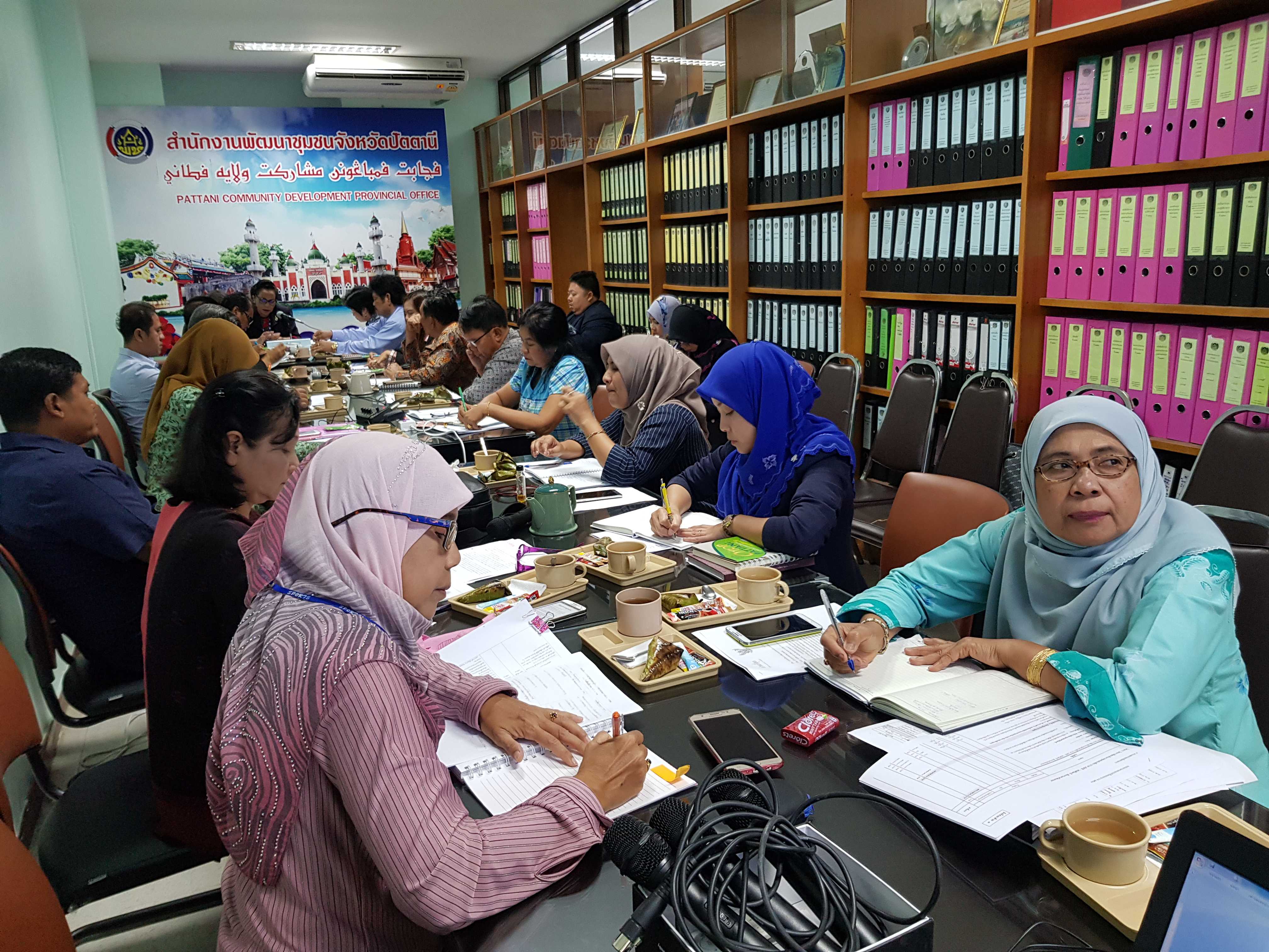 ร่วมต้อนรับ นางปราณี รัตนประยูร ผู้ตรวจราชการกรมการพัฒนาชุมชน เขตตรวจที่ 8 เยี่ยมเยียนและติดตามผลการดำเนินงานตามยุทธศาสตร์กรมฯ