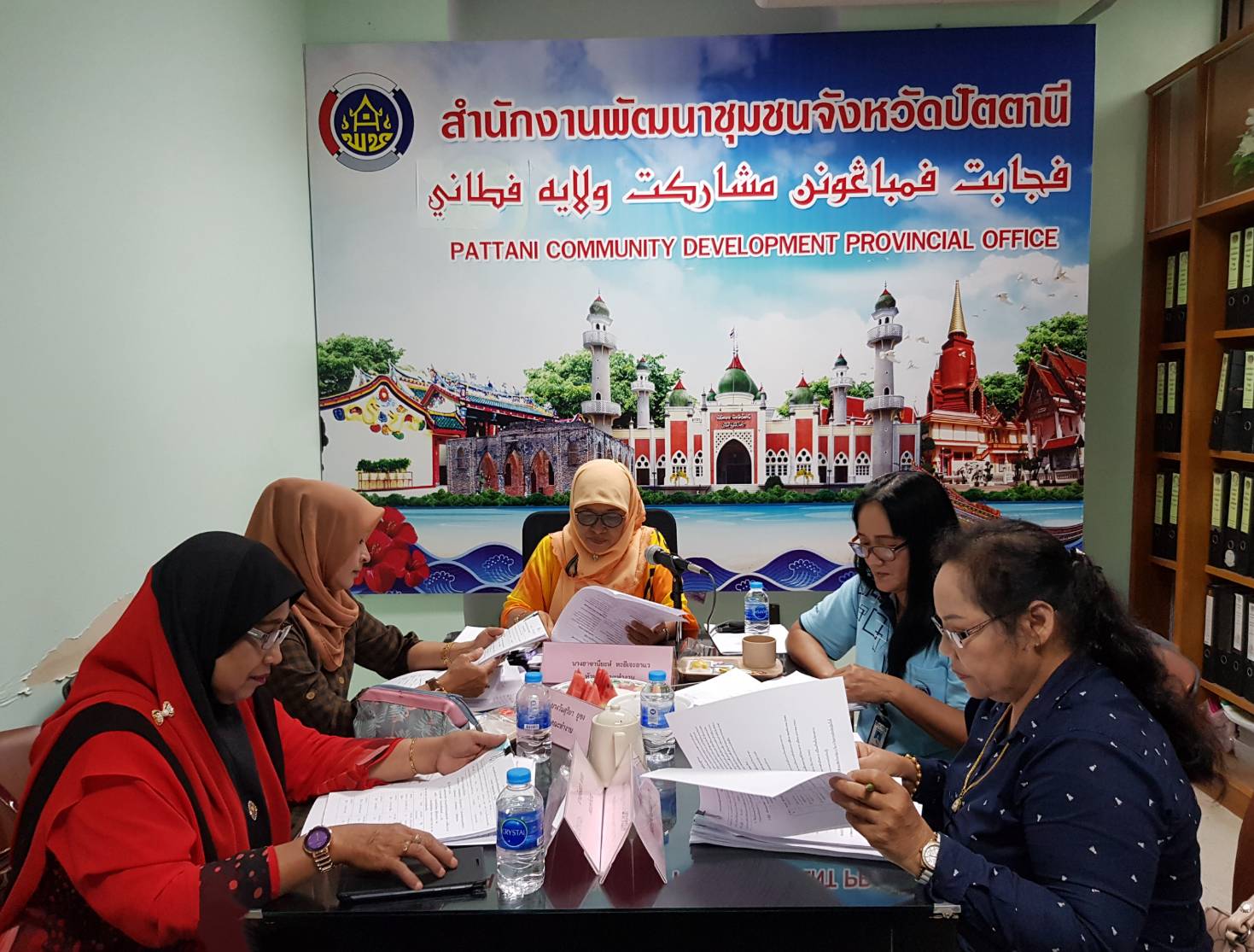 พช.ปัตตานี จัดประชุมคณะทำงานขับเคลื่อนกองทุนพัฒนาบทบาทสตรีจังหวัด ครั้งที่ 3/2561