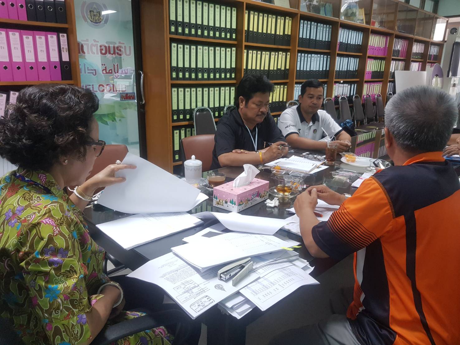 พช.ปัตตานี ร่วมต้อนรับ นางปราณี รัตนประยูร ผู้ตรวจราชการกรมการพัฒนาชุน เขตตรวจที่ 8 และเป็นประธานการประชุมติดตามติดตามผลการดำเนินงาน