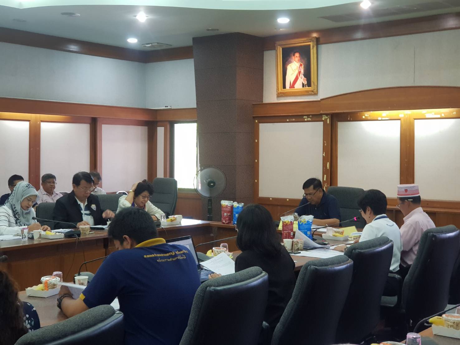 ปัตตานี : ประชุมคณะกรรมการประสานและขับเคลื่อนนโยบายสานพลังประชารัฐ