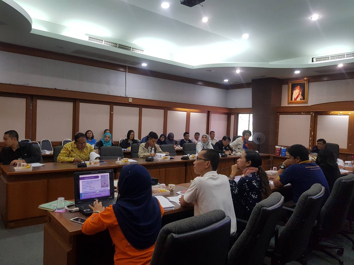 ปัตตานี : ประชุมคณะกรรมการประสานและขับเคลื่อนนโยบายสานพลังประชารัฐ