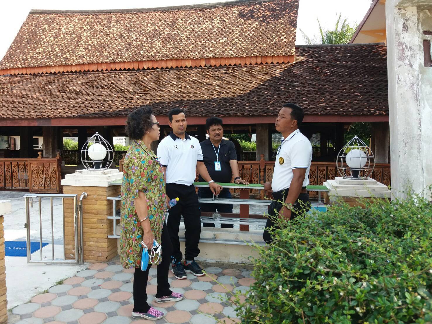 พช.ปัตตานี ร่วมต้อนรับ นางปราณี รัตนประยูร ผู้ตรวจราชการกรมการพัฒนาชุน เขตตรวจที่ 8 และเป็นประธานการประชุมติดตามติดตามผลการดำเนินงาน