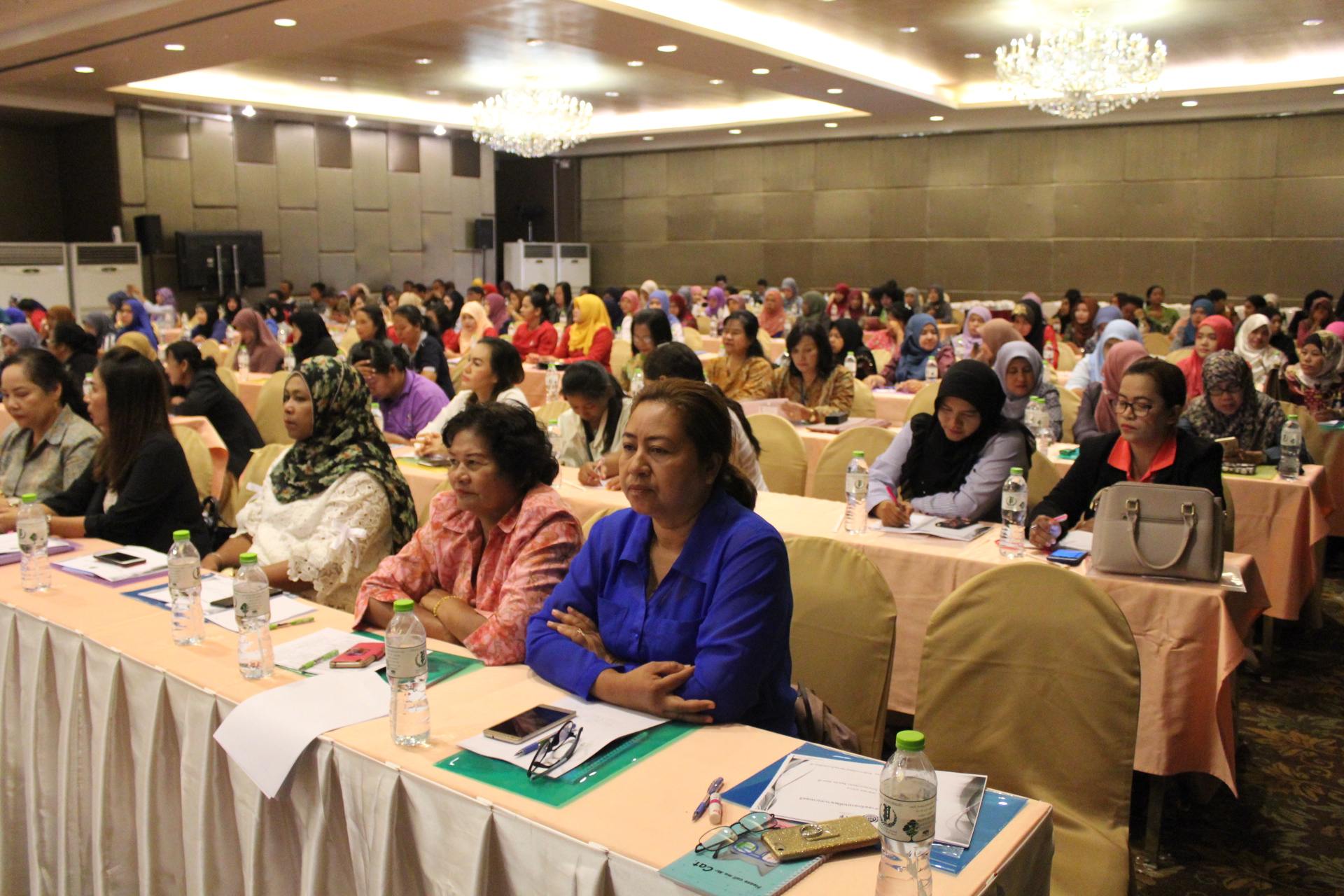 ประชุมโครงการขับเคลื่อนยุทธศาสตร์กองทุนพัฒนาบทบาทสตรี