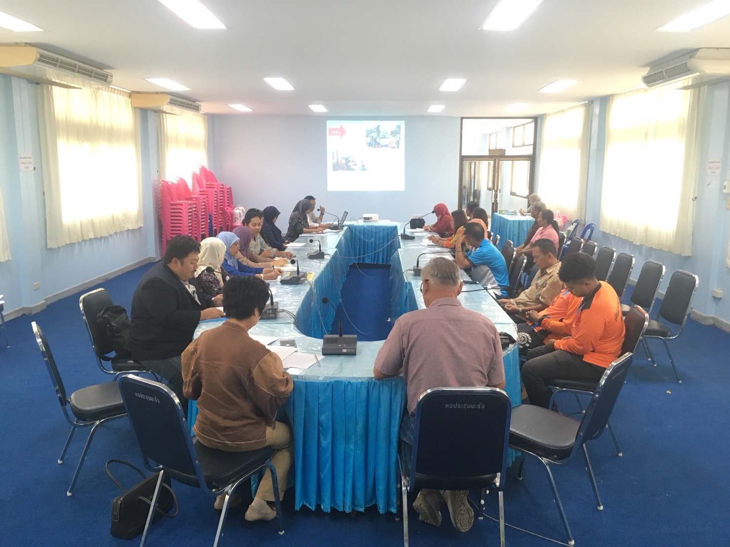 พช.ปัตตานี ขับเคลื่อนโครงการพัฒนาศักยภาพกองทุนแม่ของแผ่นดินในพื้นที่ อ.ยะรัง จังหวัดปัตตานี กิจกรรมประชุมเครือข่ายกองทุนแม่ของแผ่นดินสัญจร