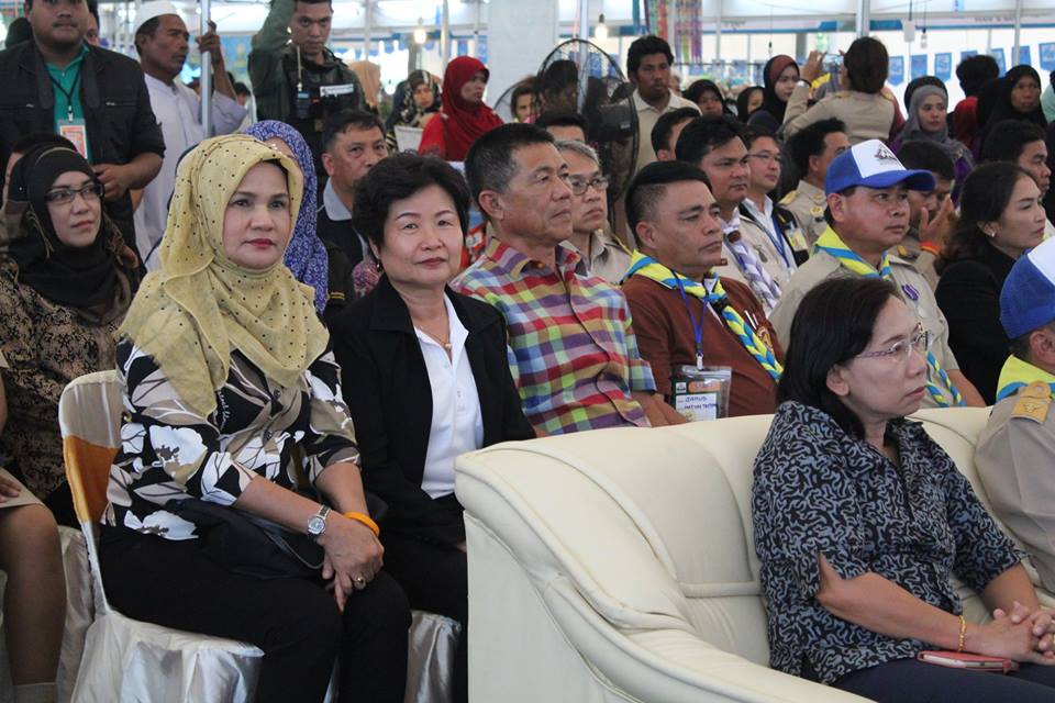 พิธีเปิดงาน”มหกรรมธงฟ้าลดค่าครองชีพเพื่อประชาชนจังหวัดปัตตานี”