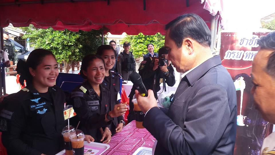 ต้อนรับ พลเอก ประยุทธ์ จันทร์โอชา นายกรัฐมนตรี และคณะ ในการลงพื้นที่ตรวจราชการ และพบปะประชาชน