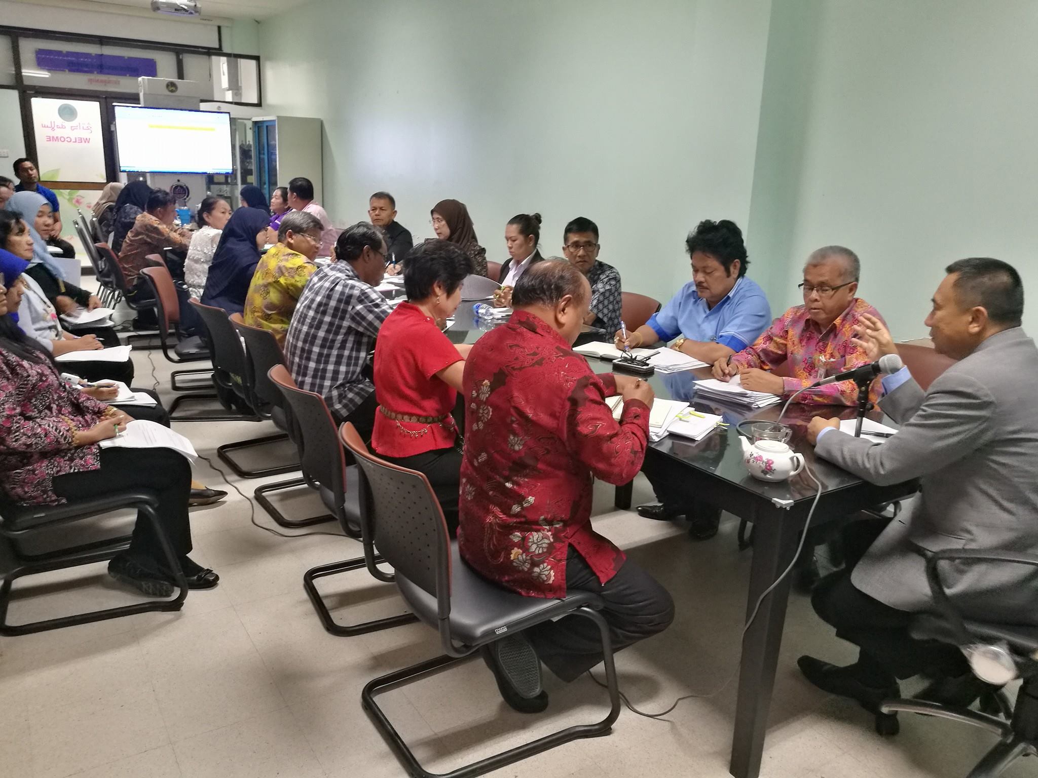 ผู้ว่าราชการจังหวัดปัตตานี เป็นประธานการประชุมผู้บริหารงานพัฒนาชุมชนและนักวิชาการพัฒนาชุมชนจังหวัดปัตตานี