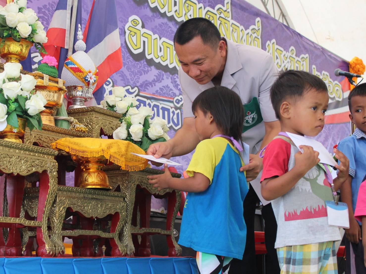 พช.ปัตตานี ร่วมกิจกรรมโครงการจังหวัดเคลื่อนที่อำเภอมายอ จังหวัดปัตตานี