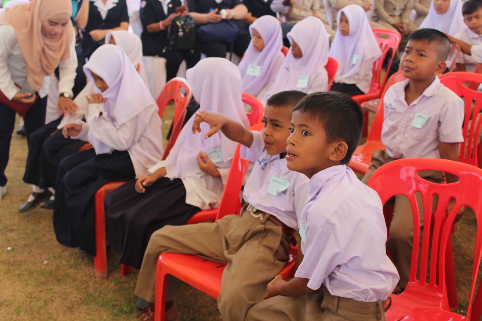 พช.ปัตตานี ร่วมกิจกรรมโครงการจังหวัดเคลื่อนที่อำเภอมายอ จังหวัดปัตตานี