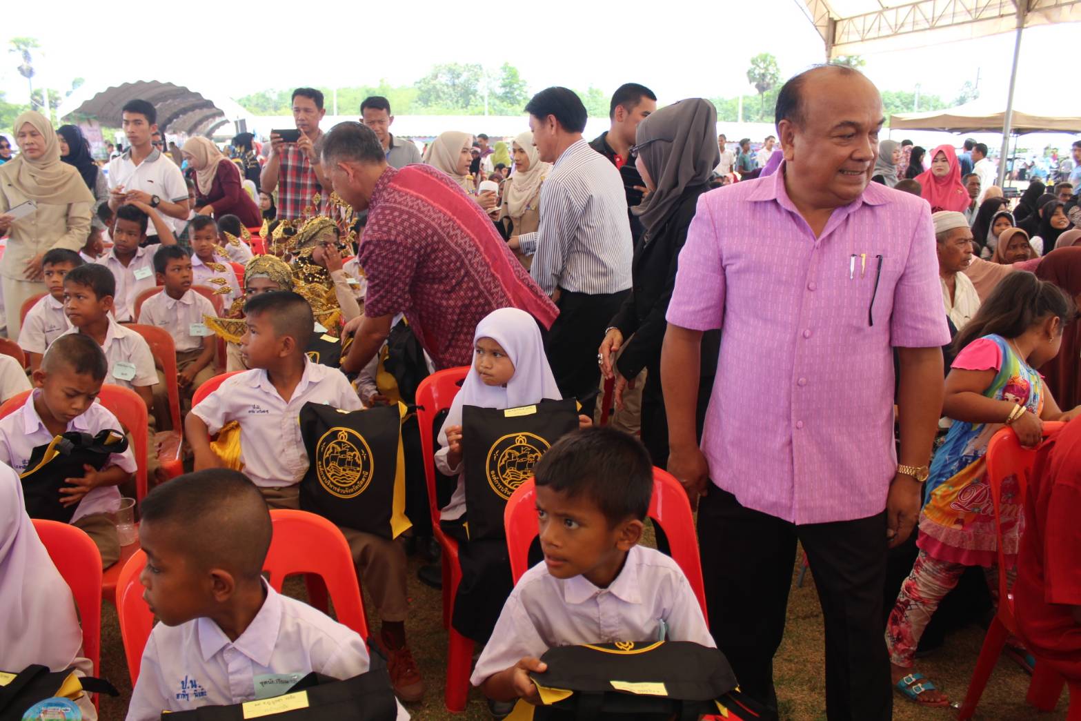 พช.ปัตตานี ร่วมกิจกรรมโครงการจังหวัดเคลื่อนที่อำเภอมายอ จังหวัดปัตตานี