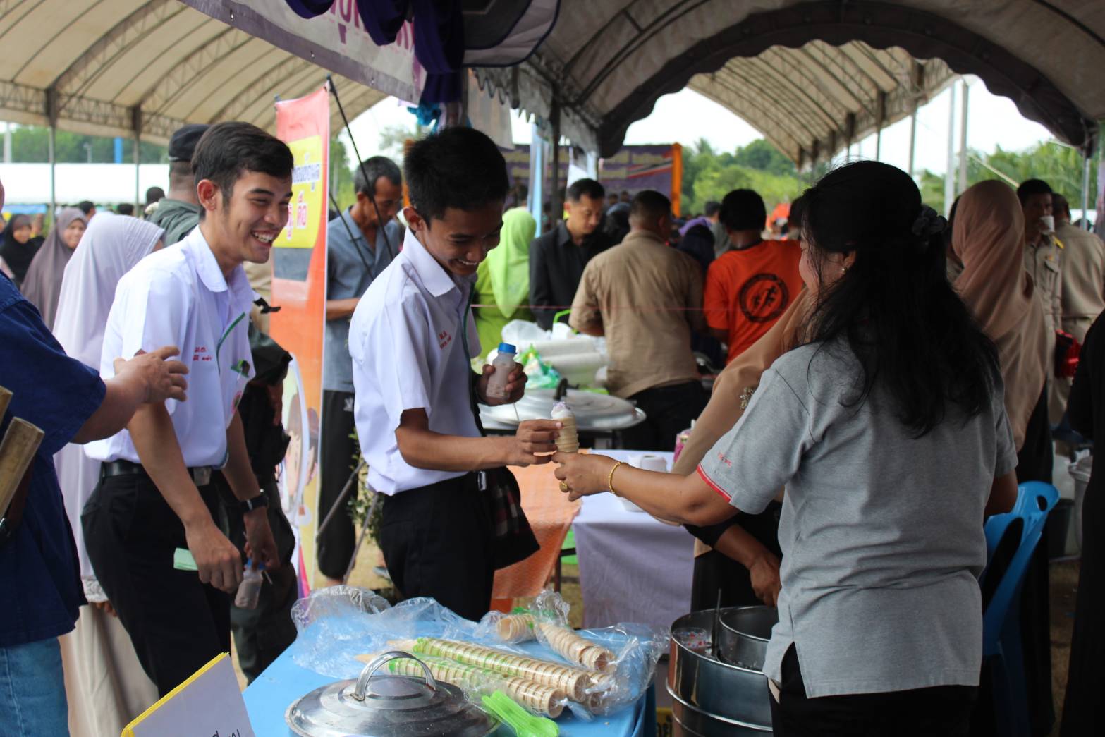 พช.ปัตตานี ร่วมกิจกรรมโครงการจังหวัดเคลื่อนที่อำเภอมายอ จังหวัดปัตตานี