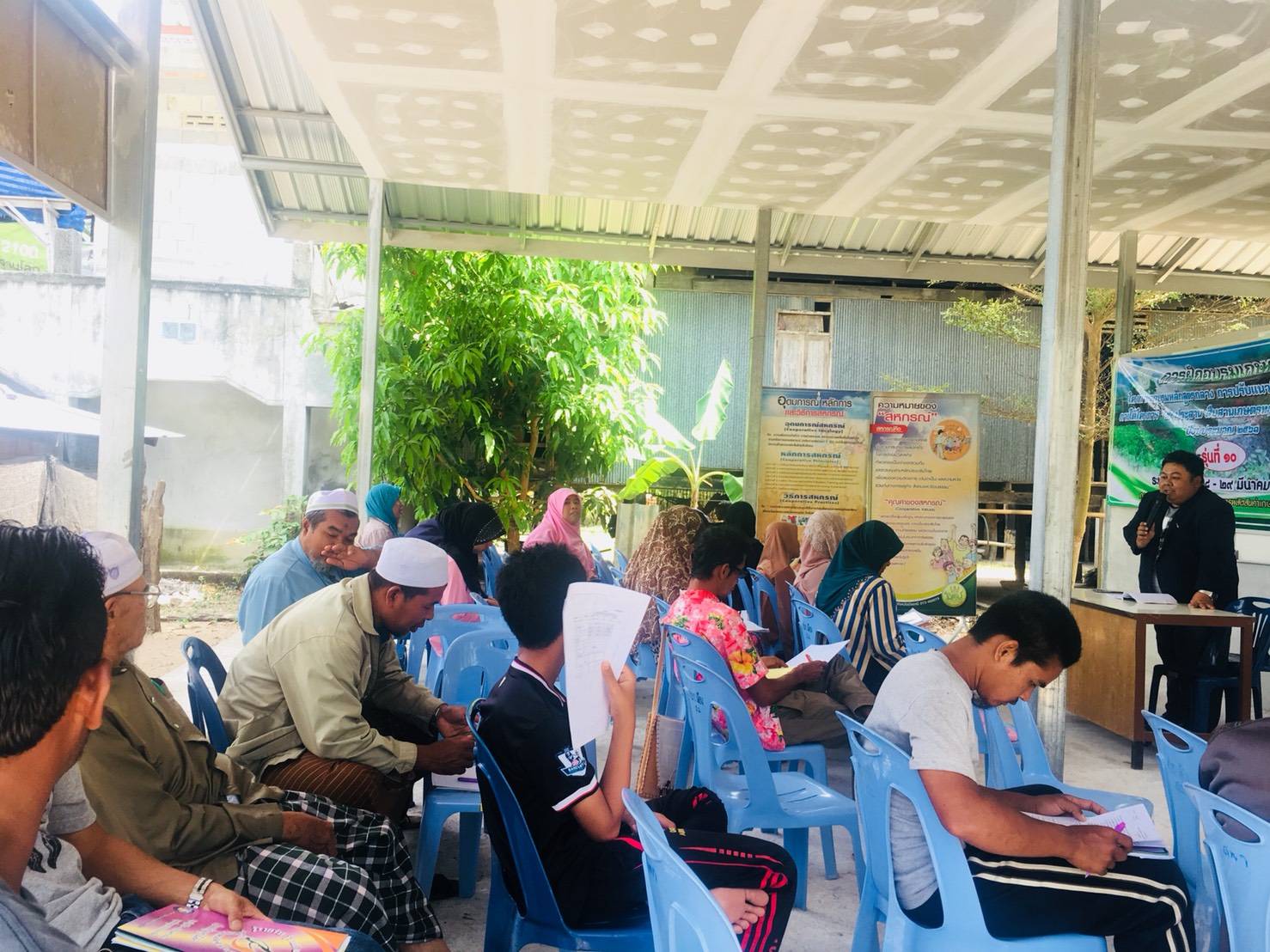 พช.ปัตตานี อบรมหลักสูตรกลางการปรับแนวคิดเกษตรทฤษฎีใหม่ภายใต้โครงการ “5 ประสานสืบสานเกษตรทฤษฎีใหม่ ถวายในหลวง”