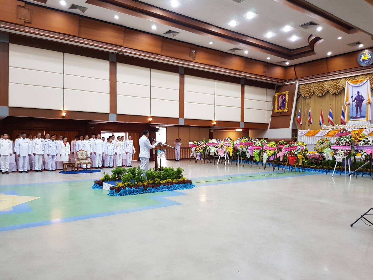 พิธีวางพวงมาลาถวายสักการะเนื่องในวันคล้ายวันสวรรคตสมเด็จพระนเรศวรมหาราช