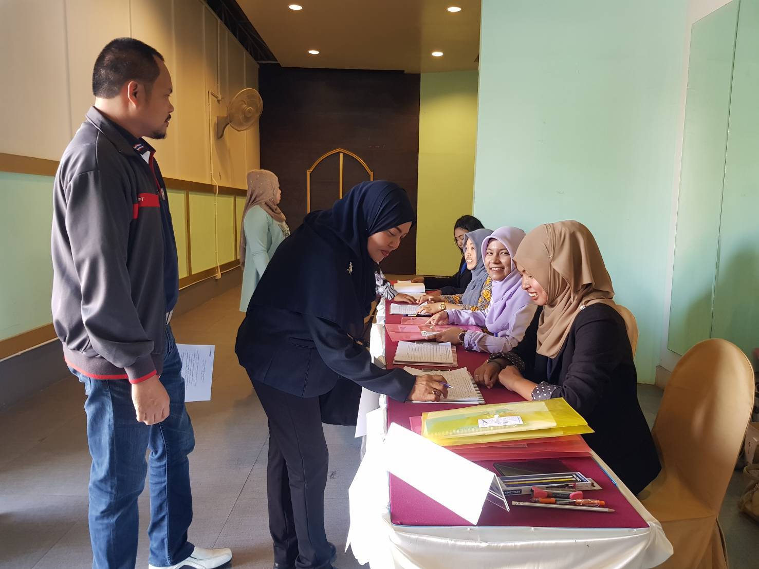 ประชุมโครงการขับเคลื่อนยุทธศาสตร์กองทุนพัฒนาบทบาทสตรี