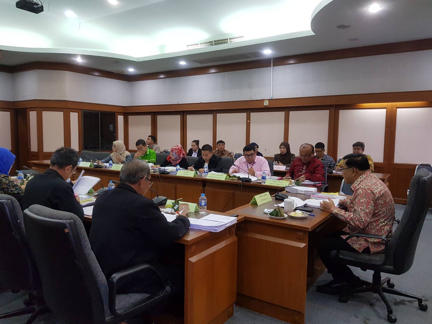 พช.ปัตตานี ประชุมคณะอนุกรรมการบริหารกองทุนพัฒนาบทบาทสตรีระดับจังหวัด