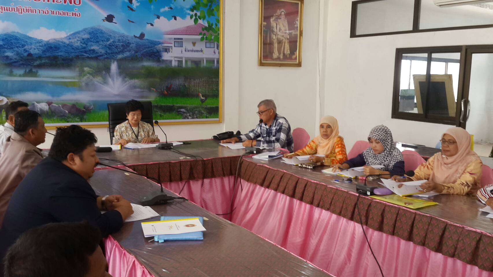 พช.ปัตตานี ขับเคลื่อนโครงการพัฒนาศักยภาพกองทุนแม่ของแผ่นดินในพื้นที่ อ.กะพ้อและ อ.ทุ่งยางแดง จังหวัดปัตตานี กิจกรรมประชุมเครือข่ายกองทุนแม่ของแผ่นดินสัญจร